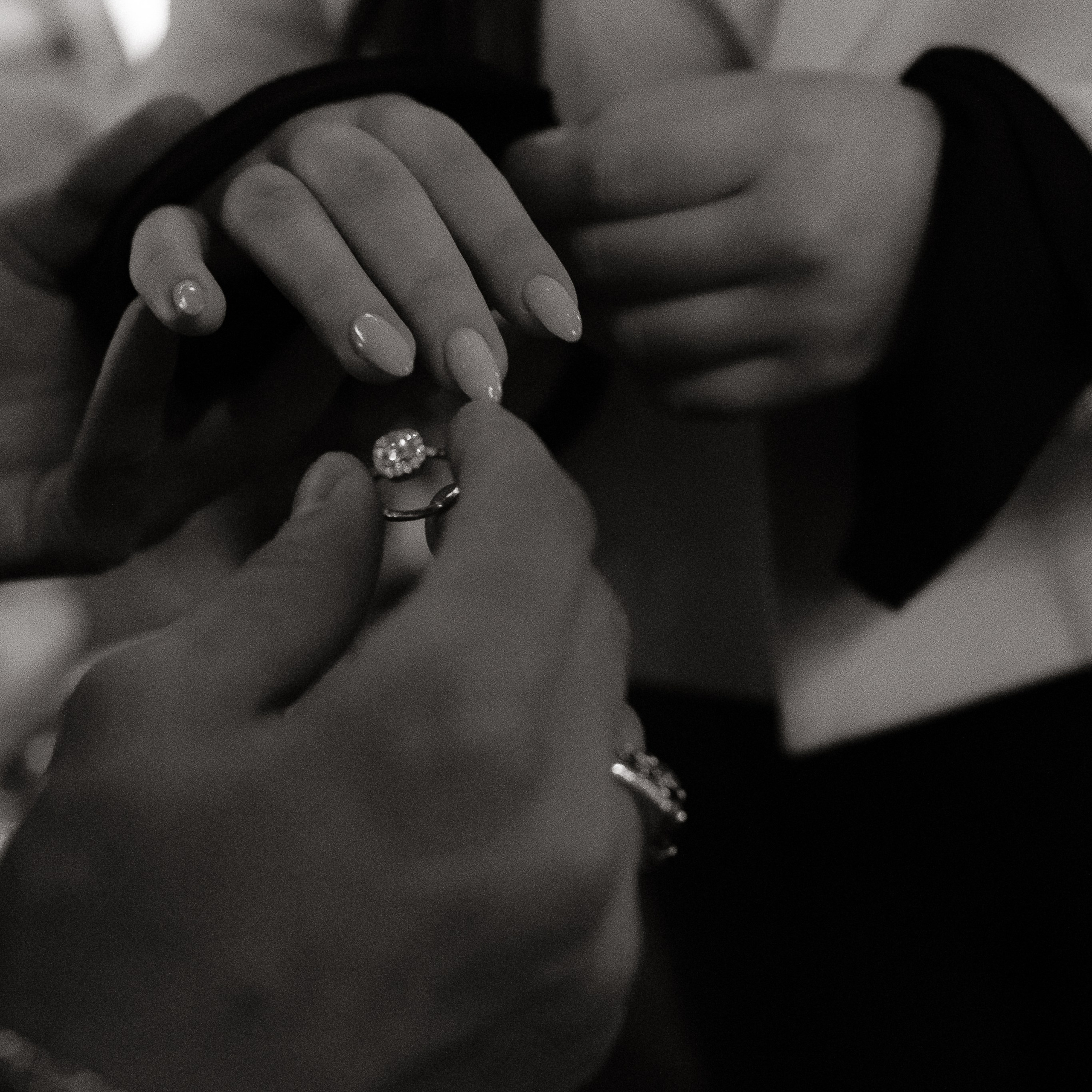 предложение руки и сердца