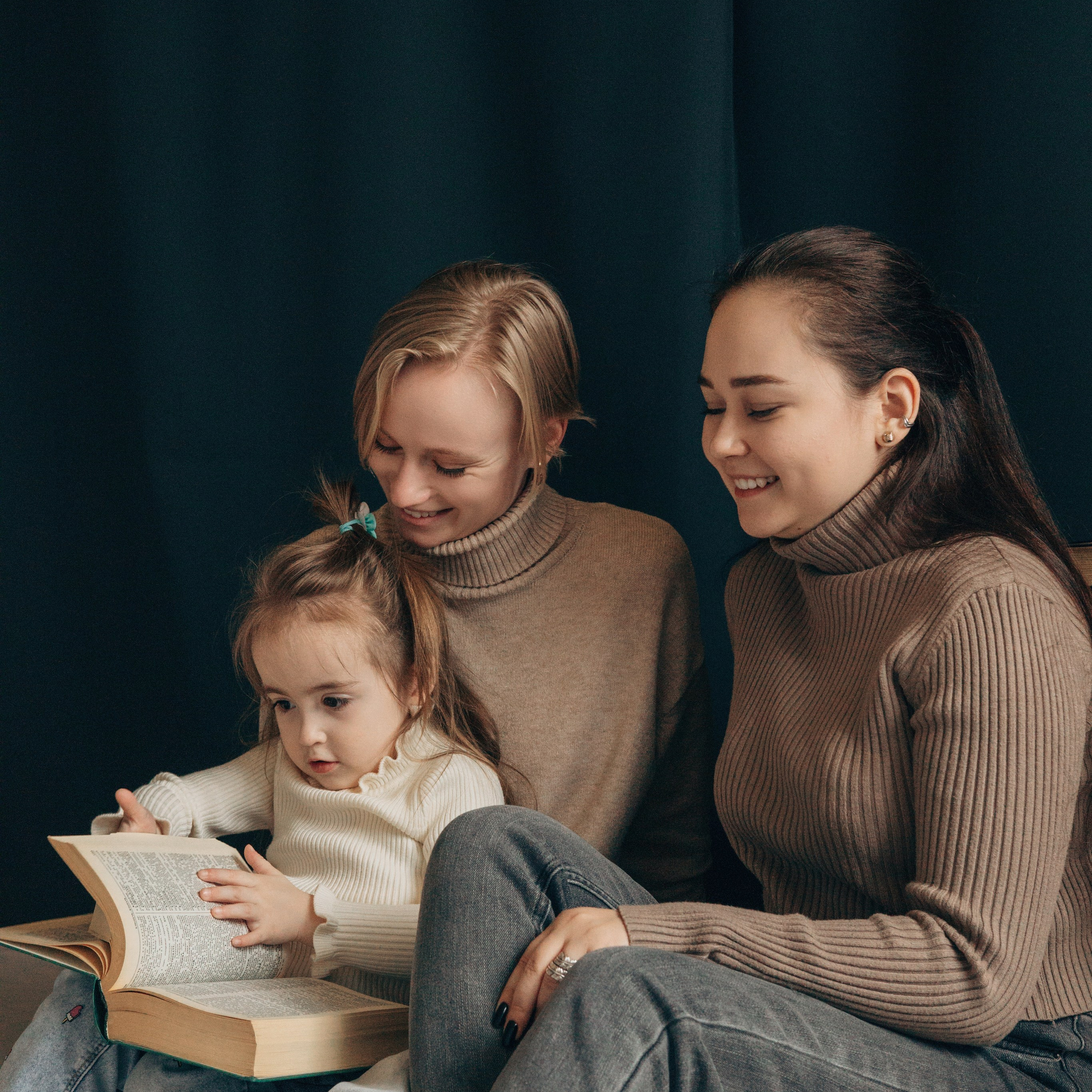 Ярослава, Наташа, Екатерина