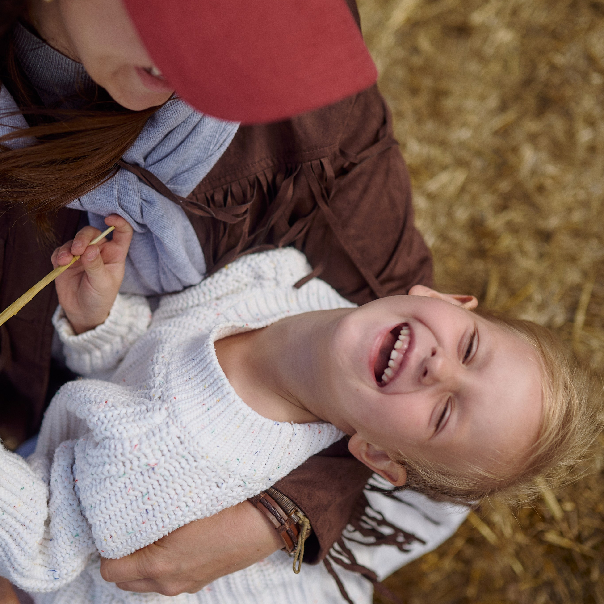 Кристина и Ариша на ферме
