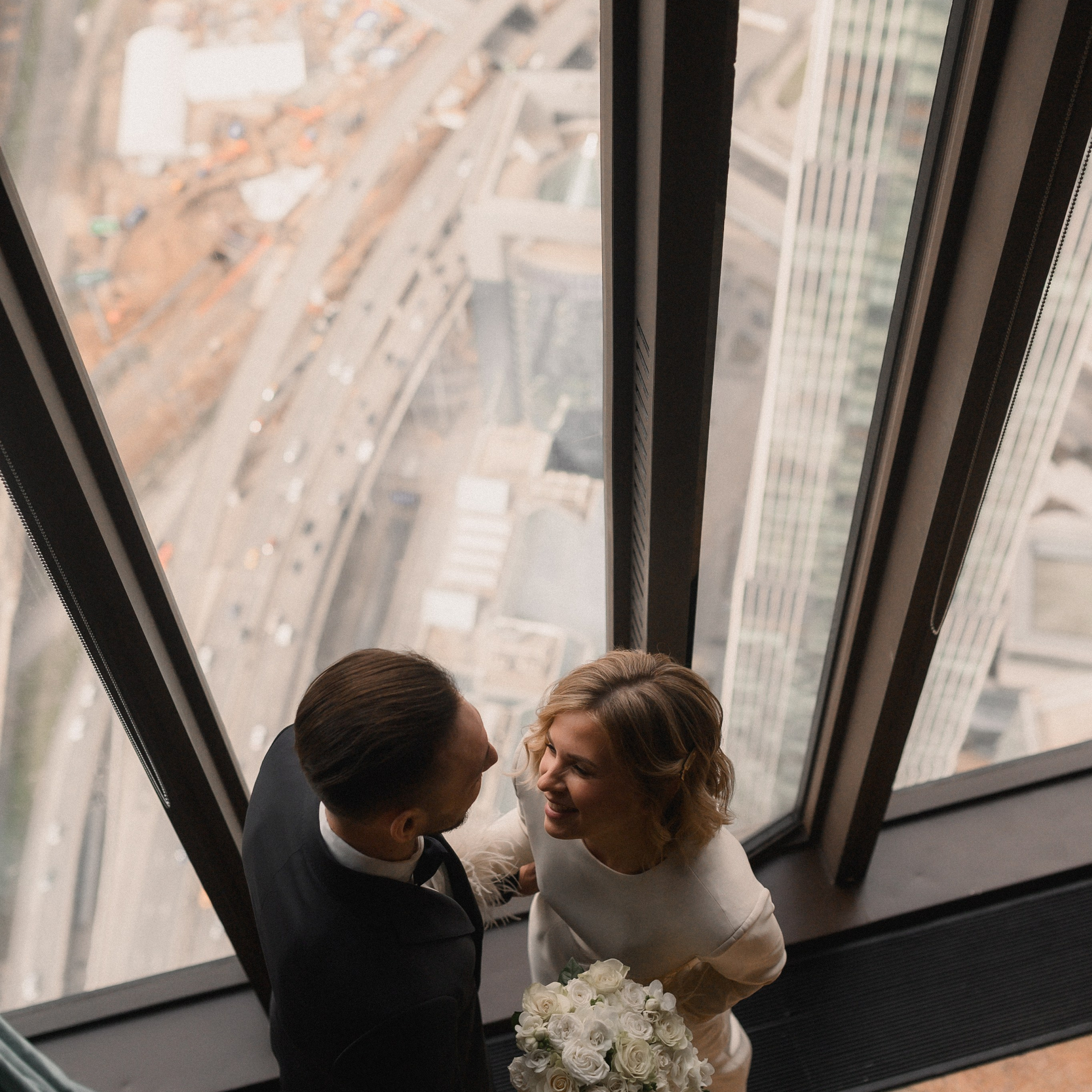 Паша и Катя. Башня «ОКО»