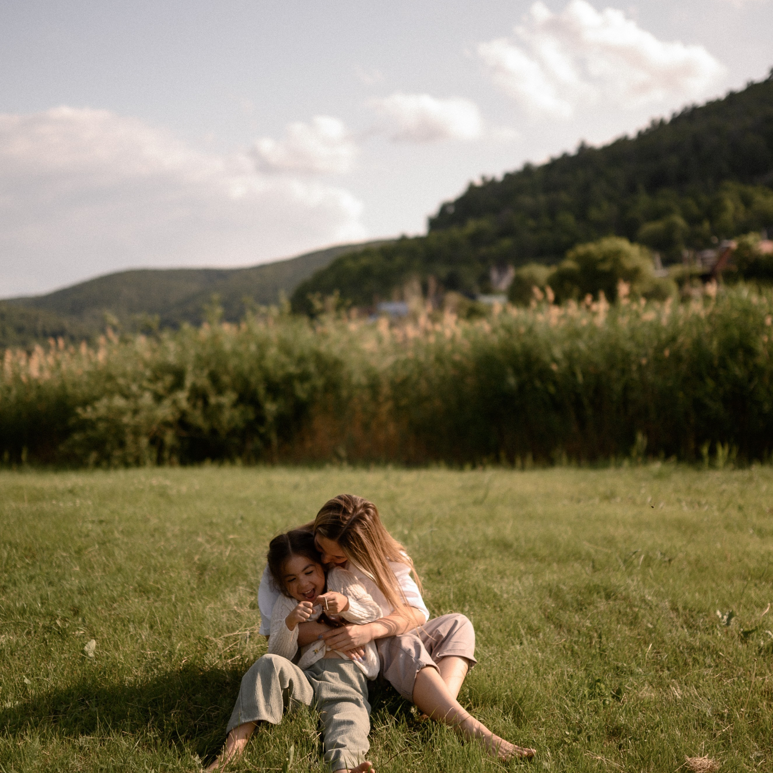 Вика и Николь