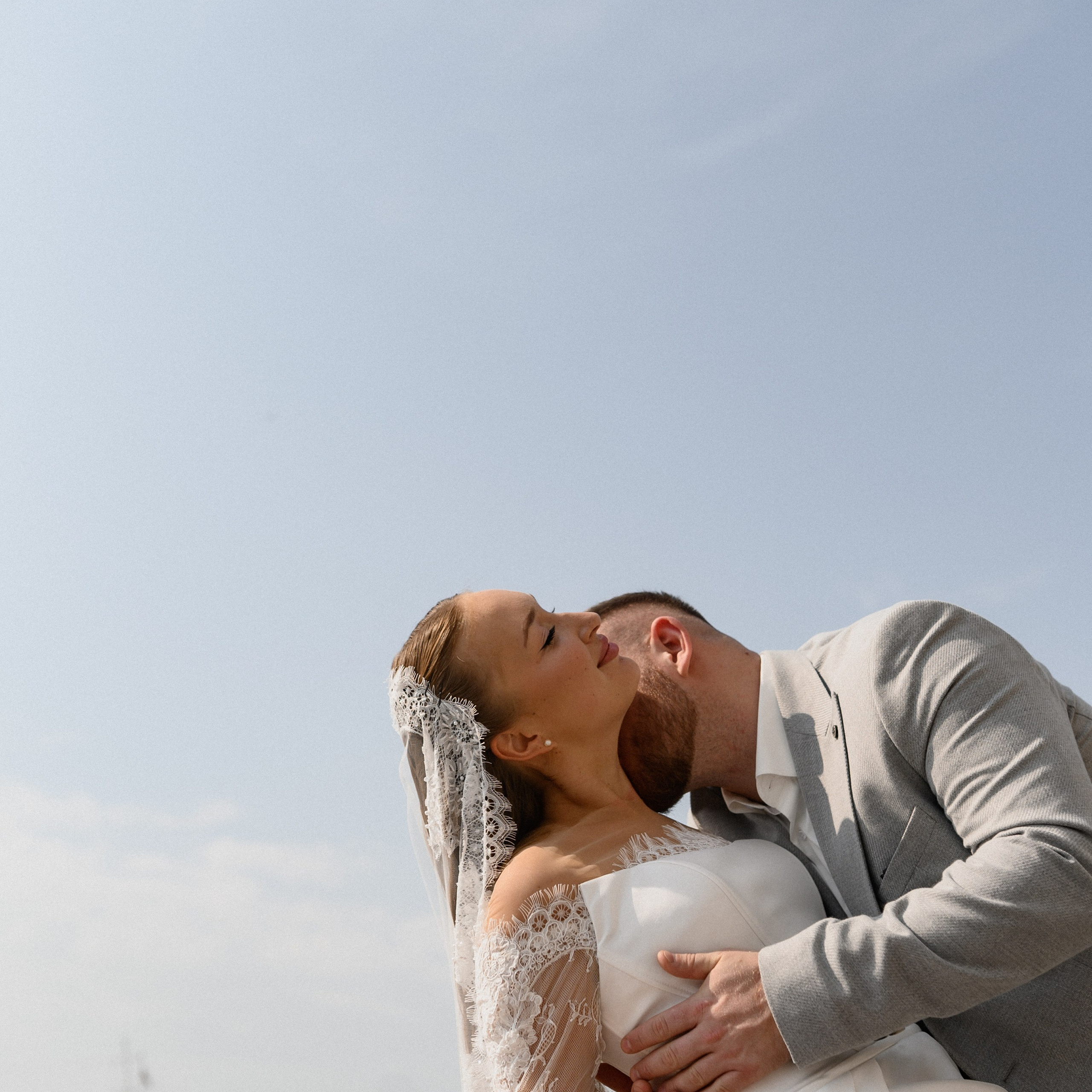 Денис и Даша. Северный речной вокзал