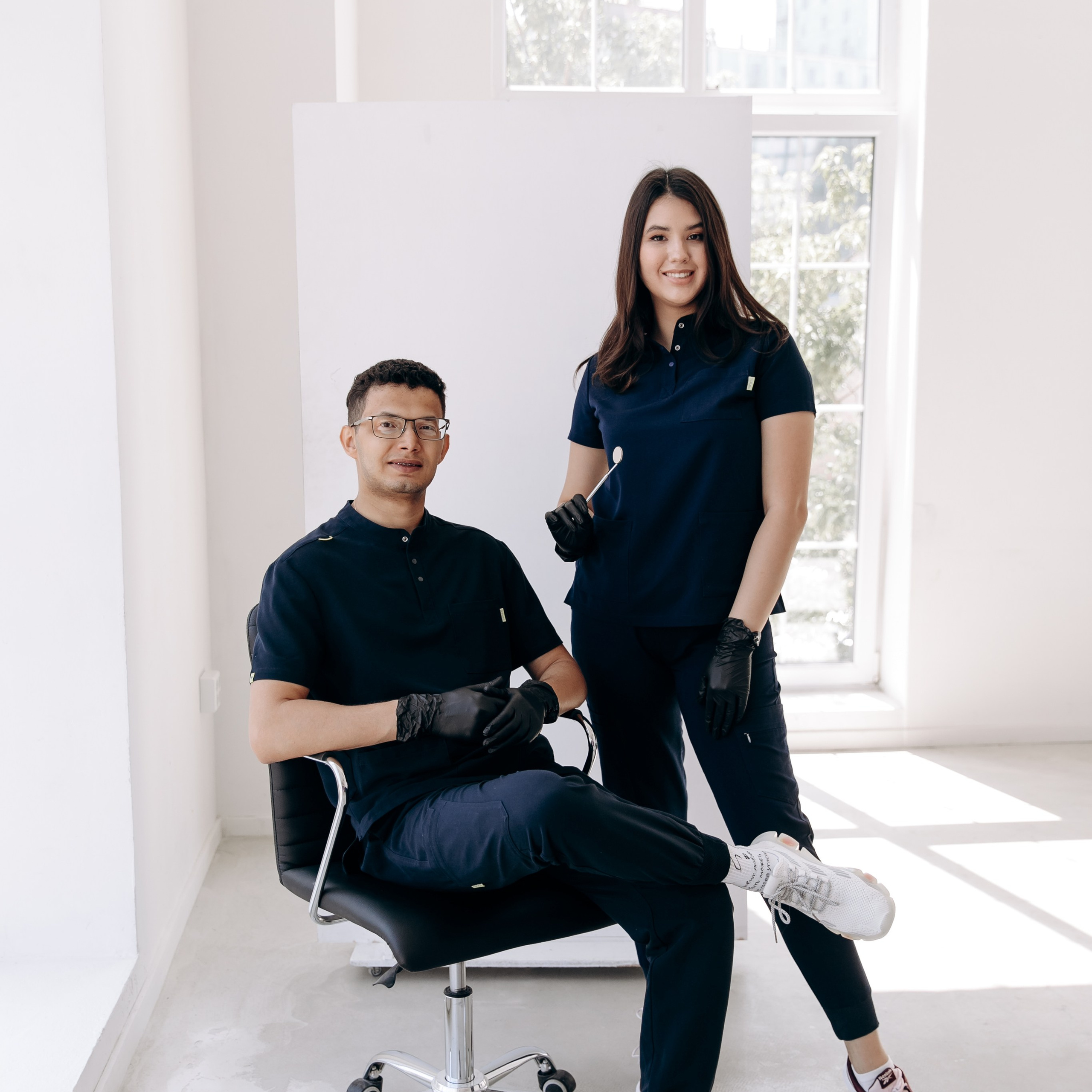 Стоматологи Яна Хегай и Салем Малуд. Агентство визуального контента в Воронеже