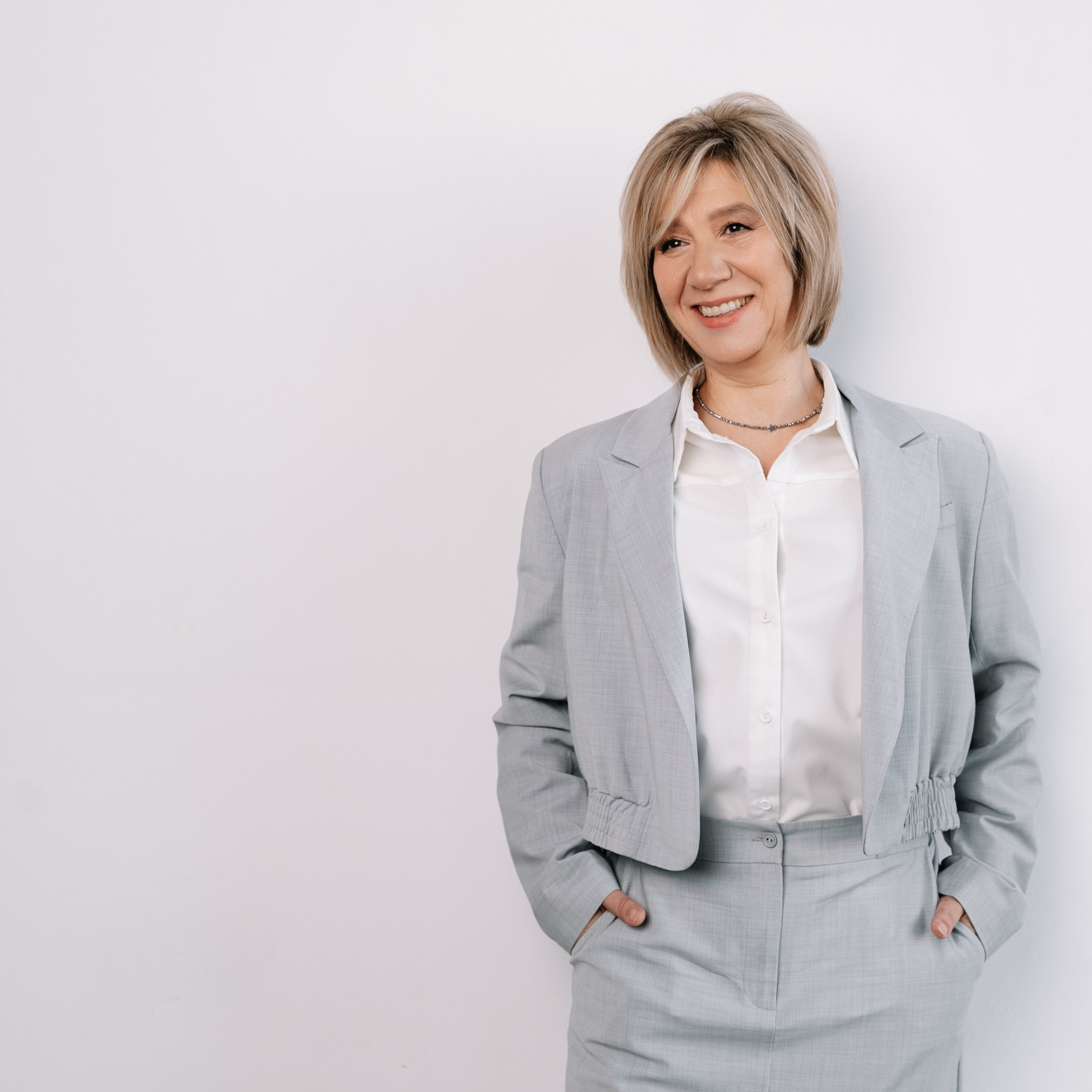 Эксперт и коуч Светлана Мишина. Агентство визуального контента в Воронеже