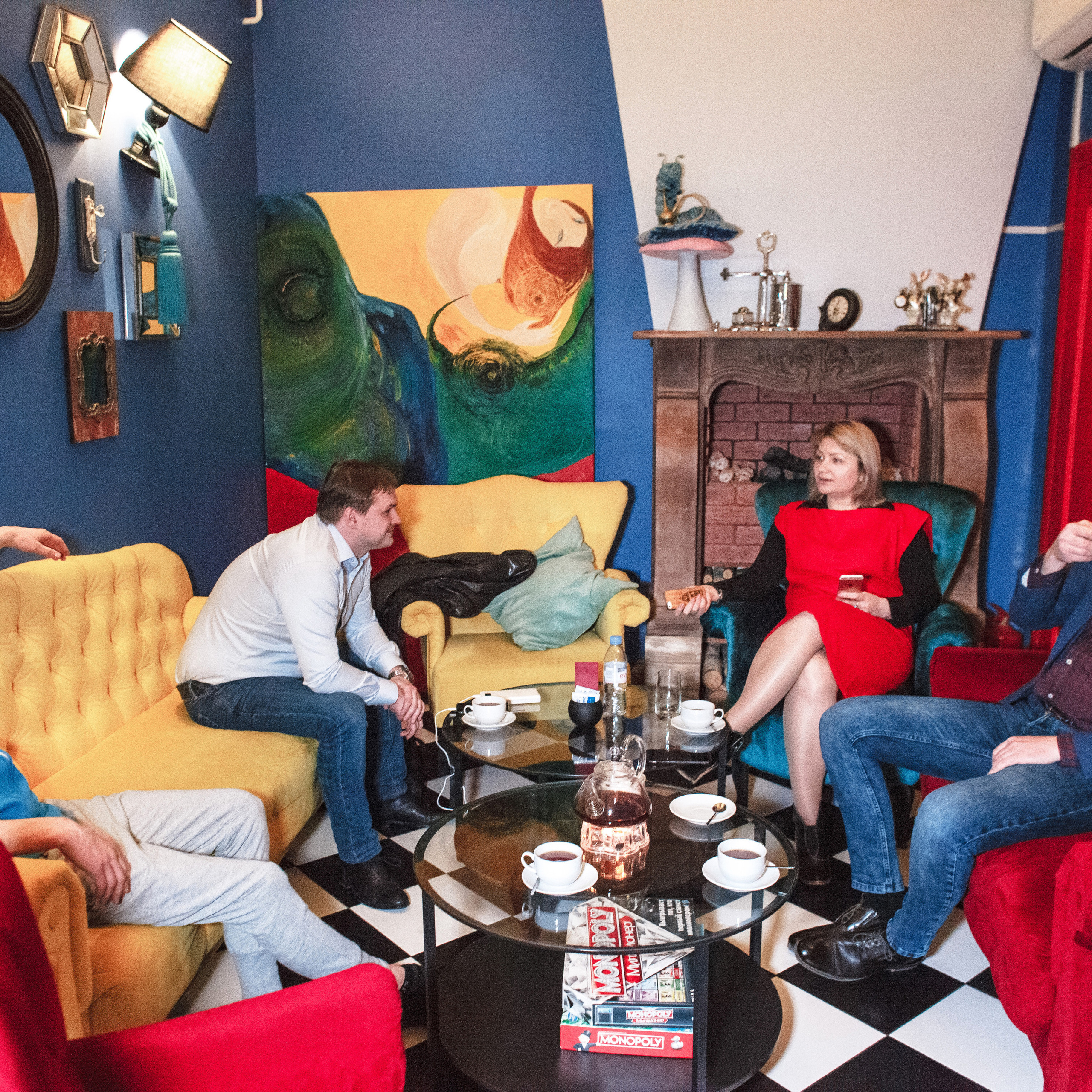 «Красный уголок Кремля» (YouTube). (репортаж)