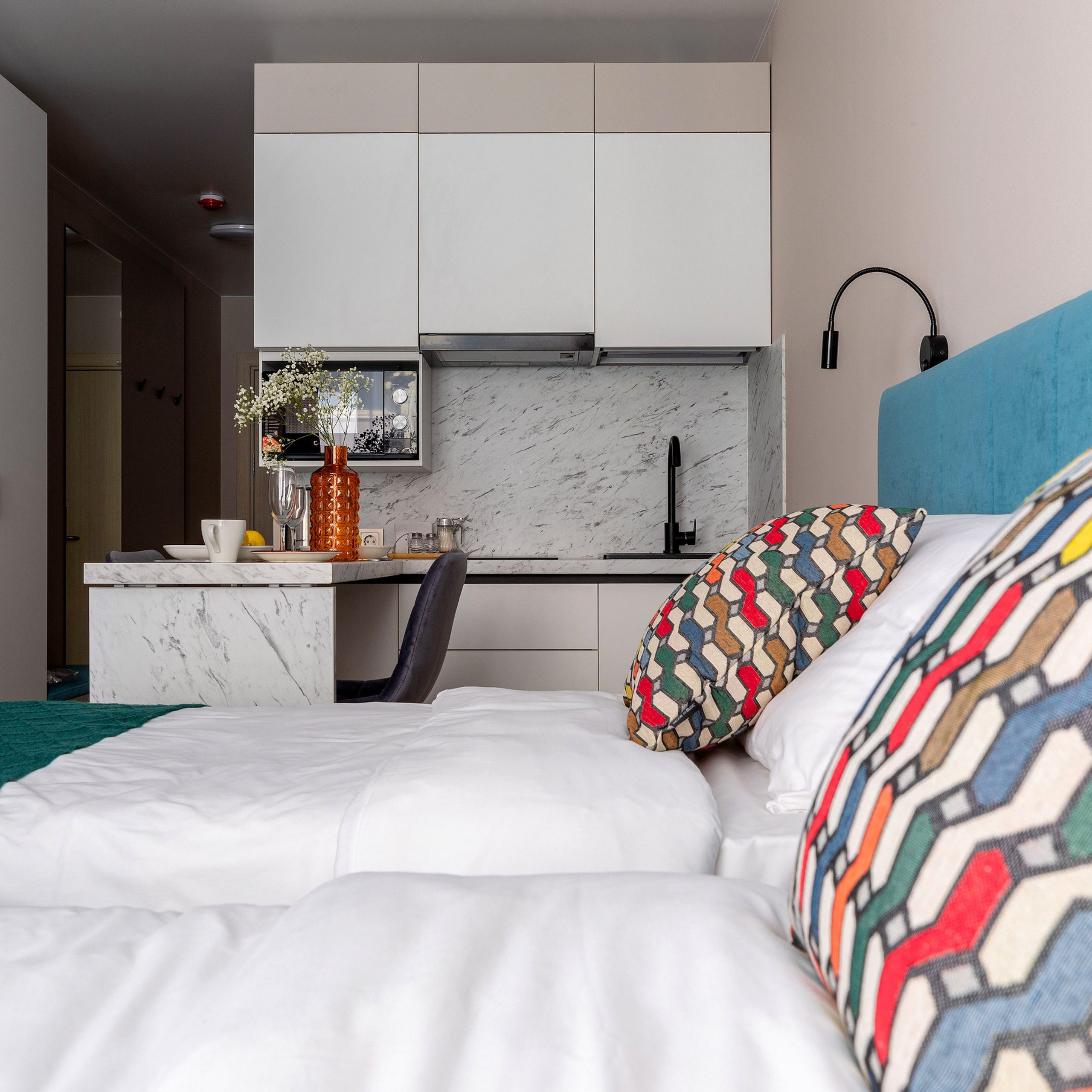 Фотосъёмка студии в апартаментах Putilov Avenir. Интерьерный фотограф в Санкт-Петербурге, Ленинградской области и в Москве Николай Щербаков