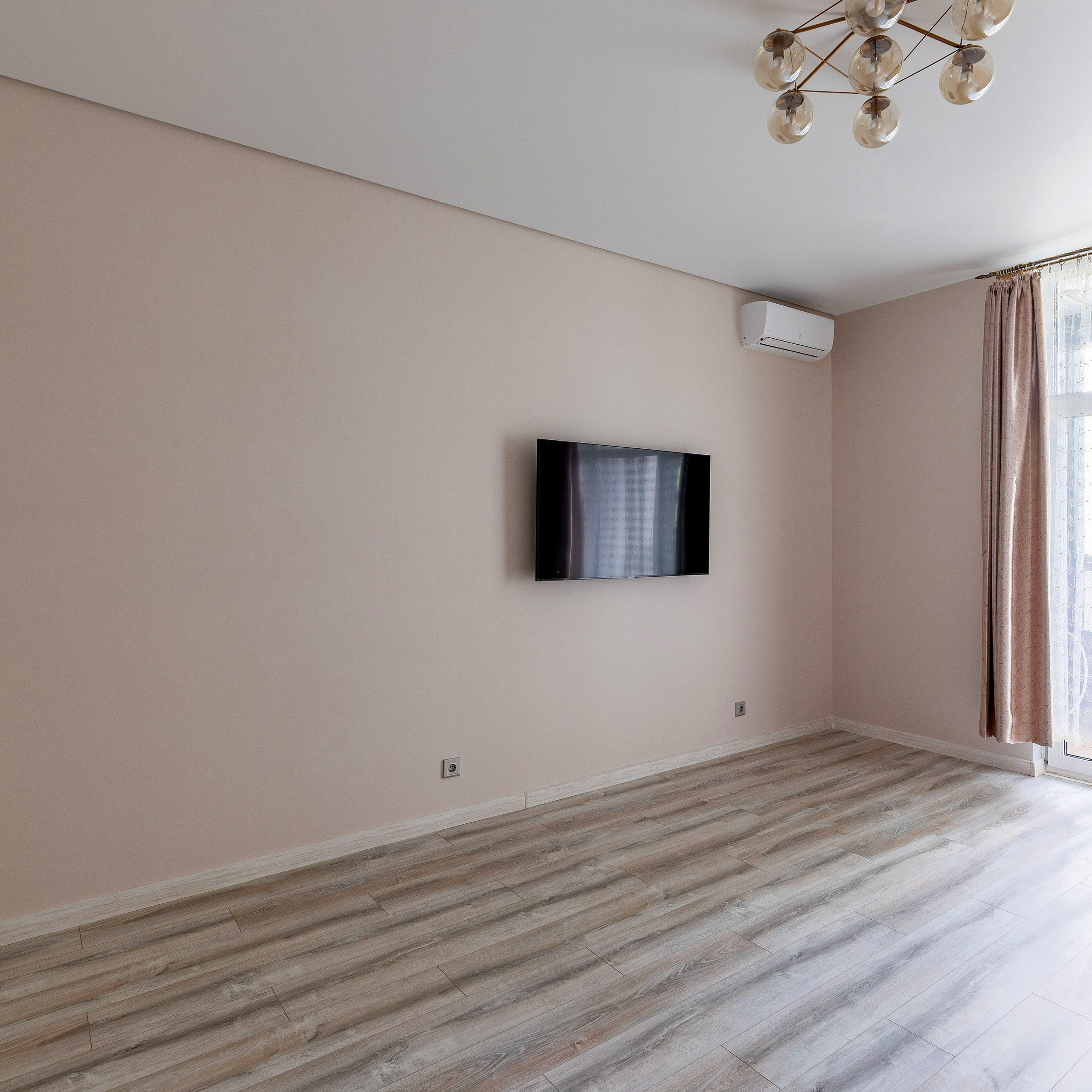 Съёмка 1 ком. кв. в Жк «Пять звёзд». Интерьерный фотограф в Санкт-Петербурге, Ленинградской области и в Москве Николай Щербаков