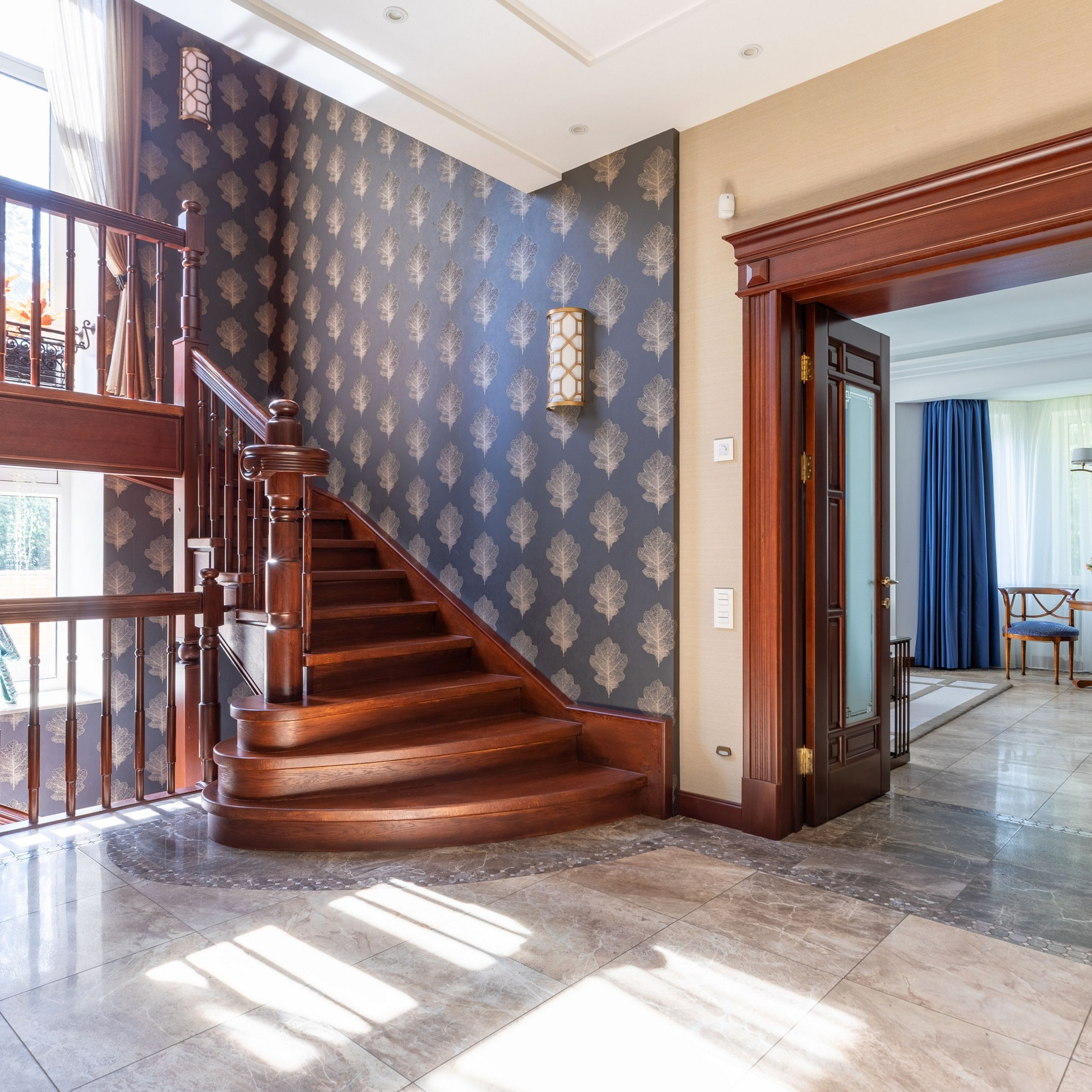 Дом для продажи в Агалатово. Интерьерный фотограф в Санкт-Петербурге, Ленинградской области и в Москве Николай Щербаков