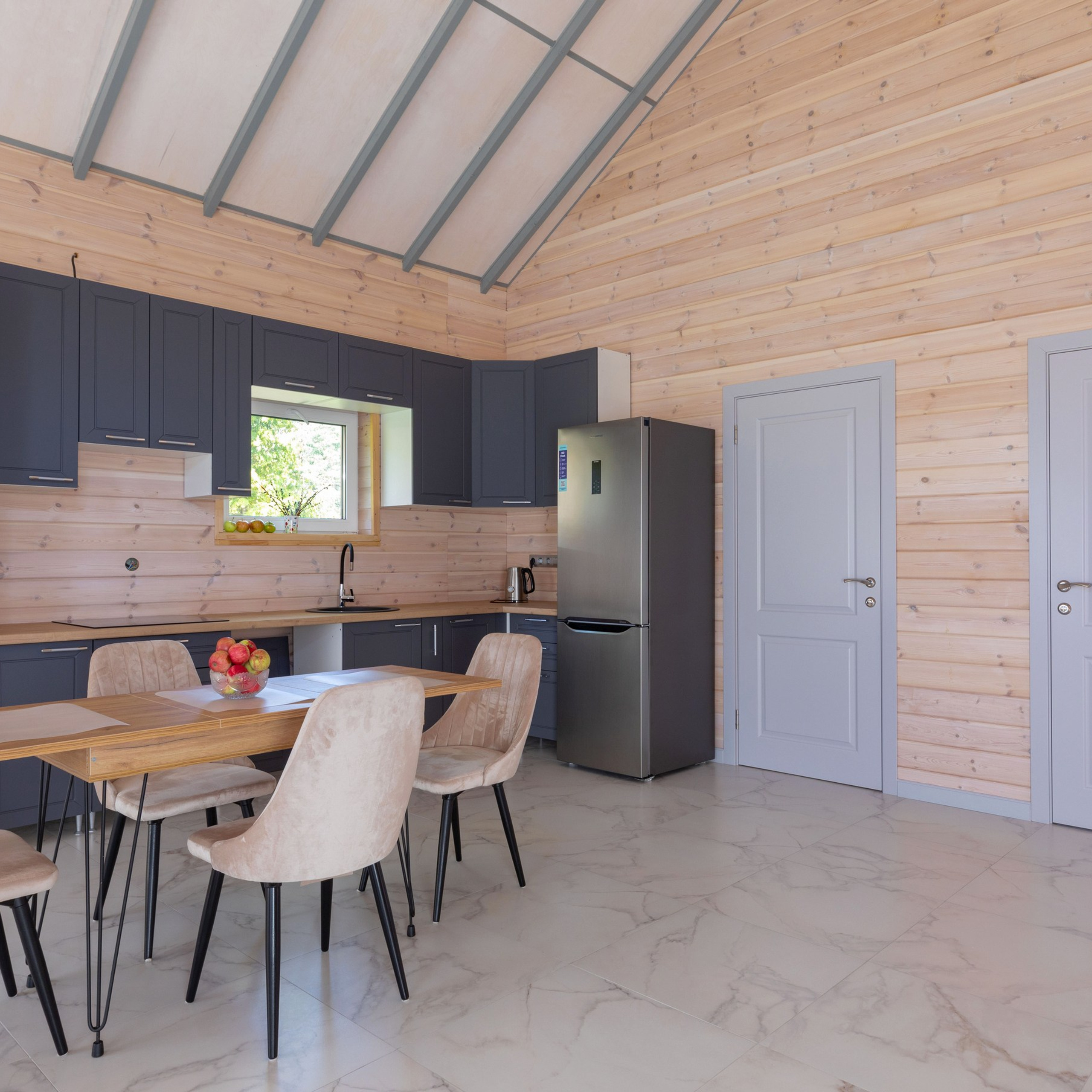 Фотосъёмка дома в Запорожье для продажи. Интерьерный фотограф в Санкт-Петербурге, Ленинградской области и в Москве Николай Щербаков