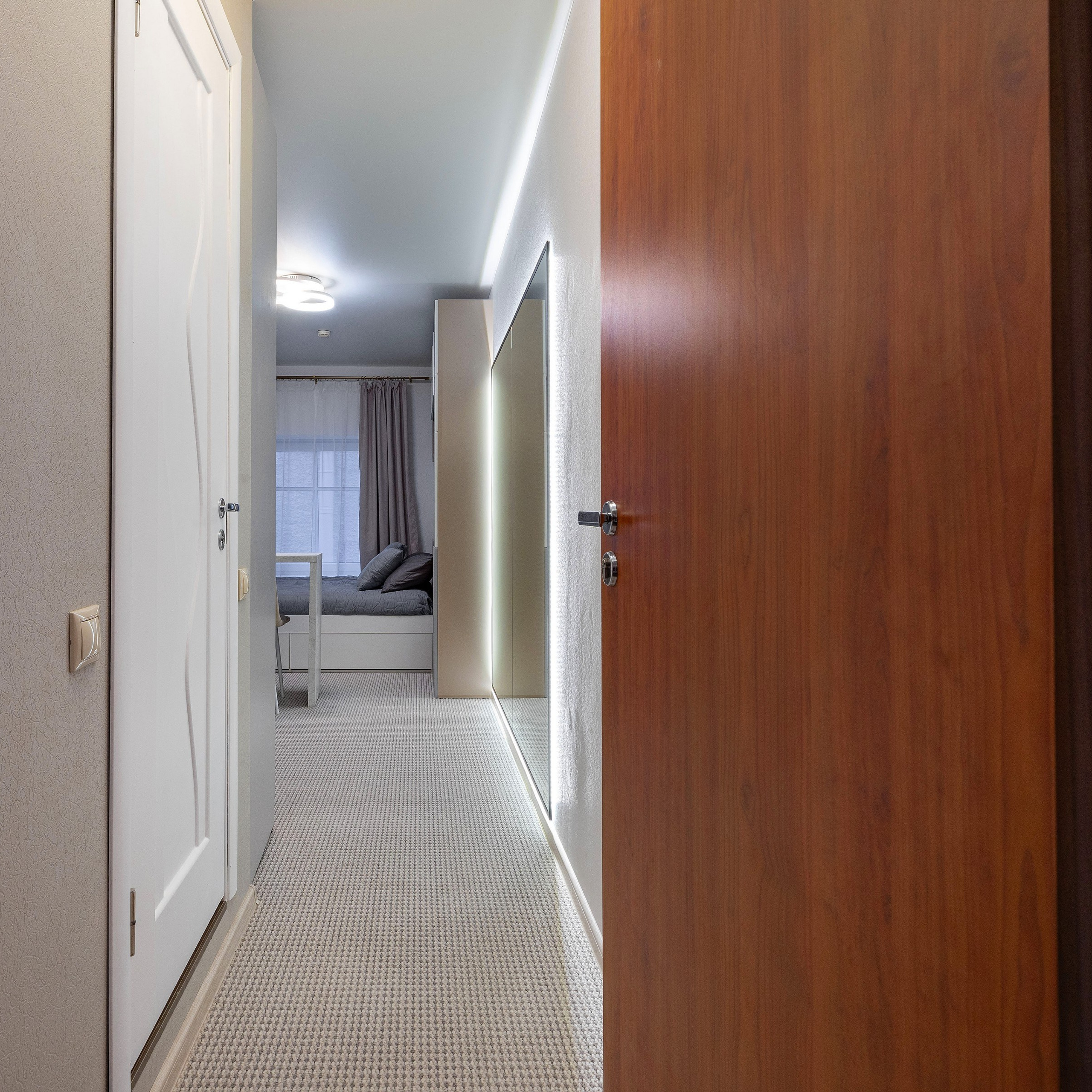 Съёмка студии на Невском проспекте. Интерьерный фотограф в Санкт-Петербурге, Ленинградской области и в Москве Николай Щербаков