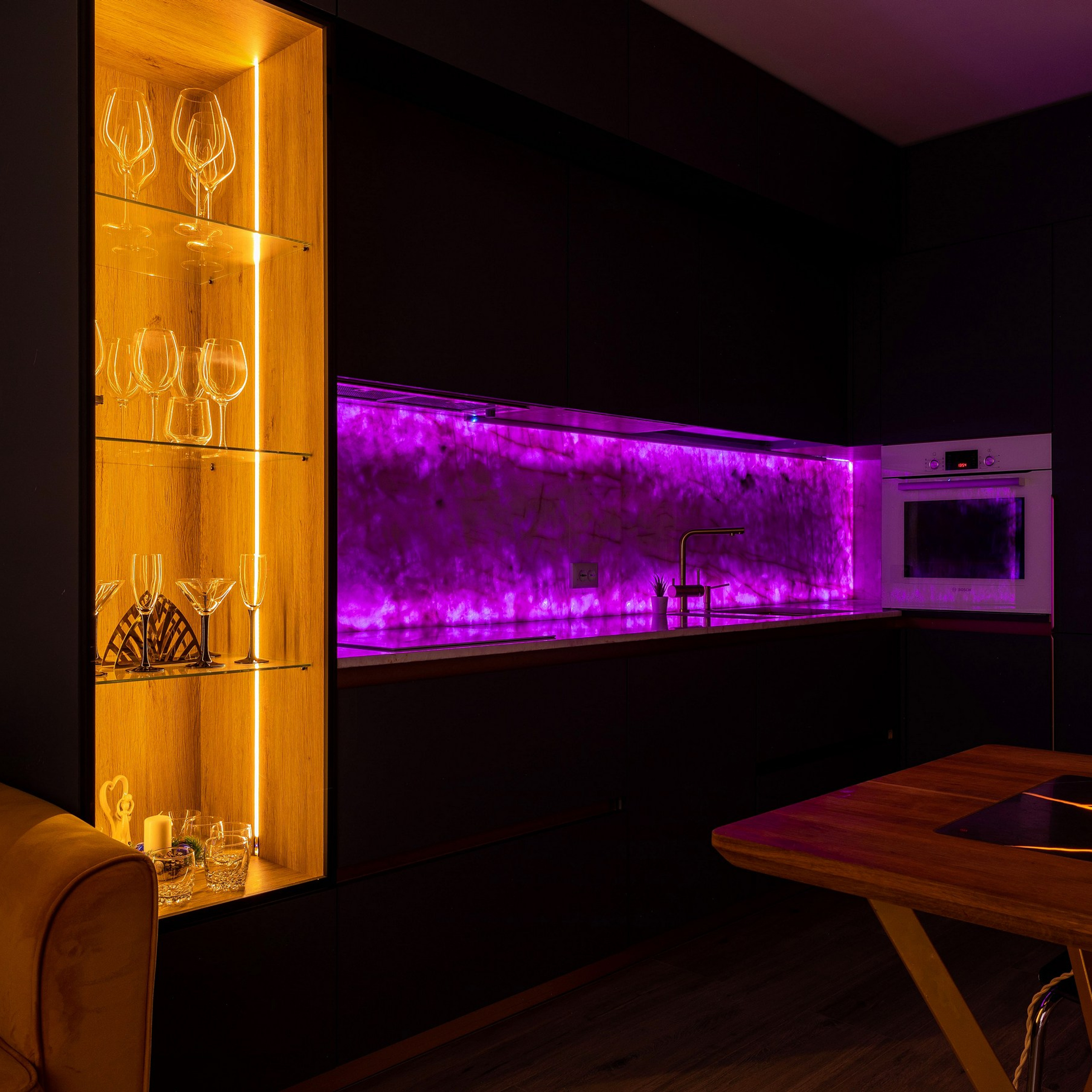 Фотосъёмка кухонного гарнитура и стола. Интерьерный фотограф в Санкт-Петербурге, Ленинградской области и в Москве Николай Щербаков