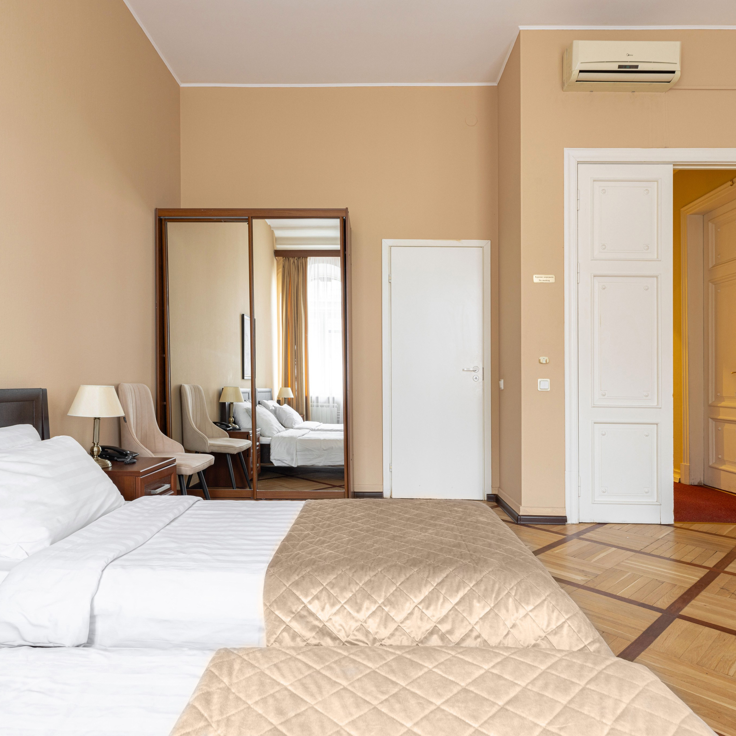 Отель на Гороховой улице. Интерьерный фотограф в Санкт-Петербурге, Ленинградской области и в Москве Николай Щербаков