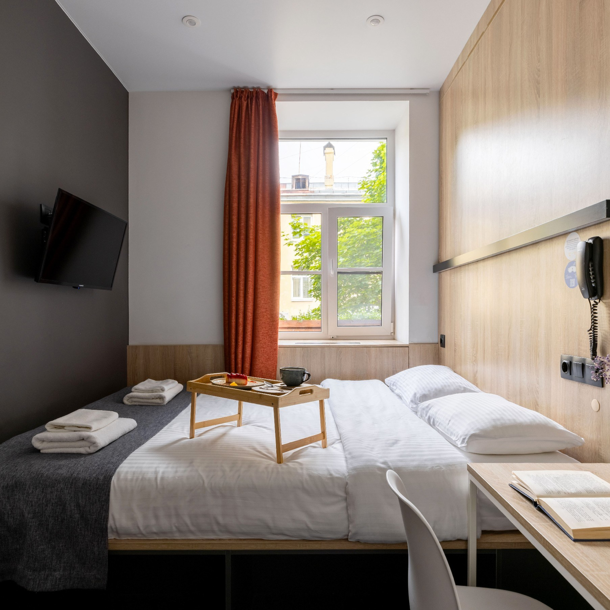 Отель Izzzi у Гостиного двора. Интерьерный фотограф в Санкт-Петербурге, Ленинградской области и в Москве Николай Щербаков