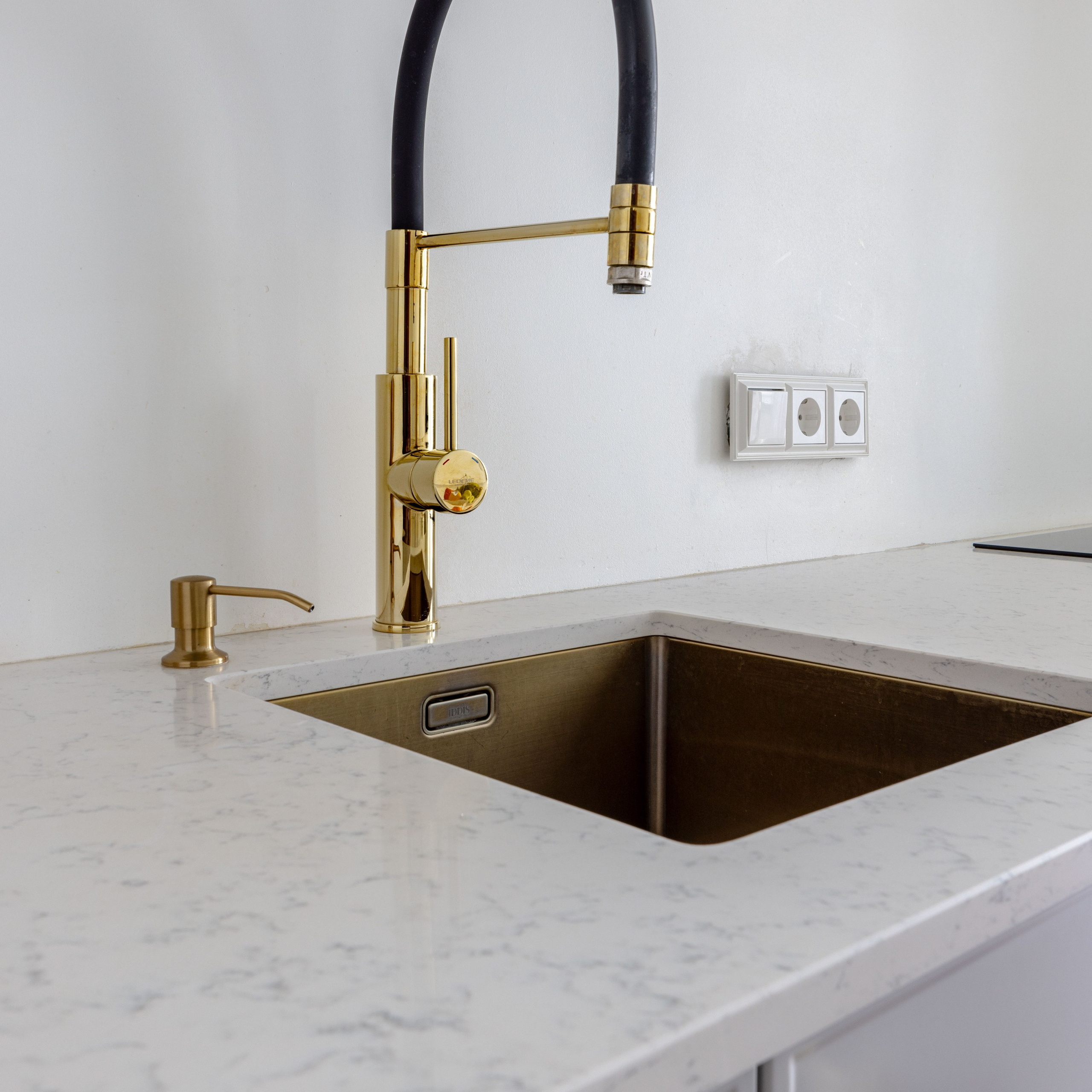 Съёмка 2-ух.ком.кв на Крестовском острове. Интерьерный фотограф в Санкт-Петербурге, Ленинградской области и в Москве Николай Щербаков