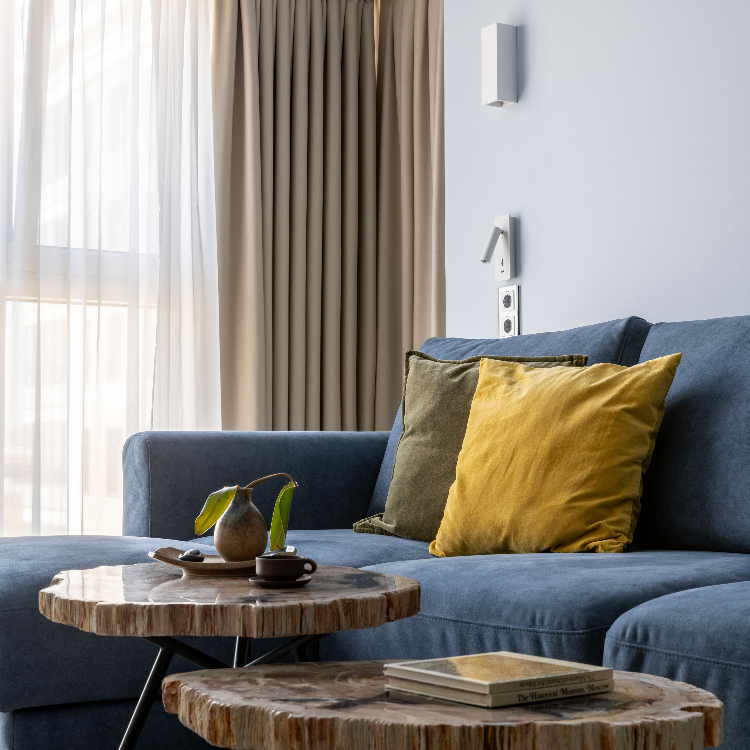 Фотосъёмка реализованного дизайн-проекта. Интерьерный фотограф в Санкт-Петербурге, Ленинградской области и в Москве Николай Щербаков