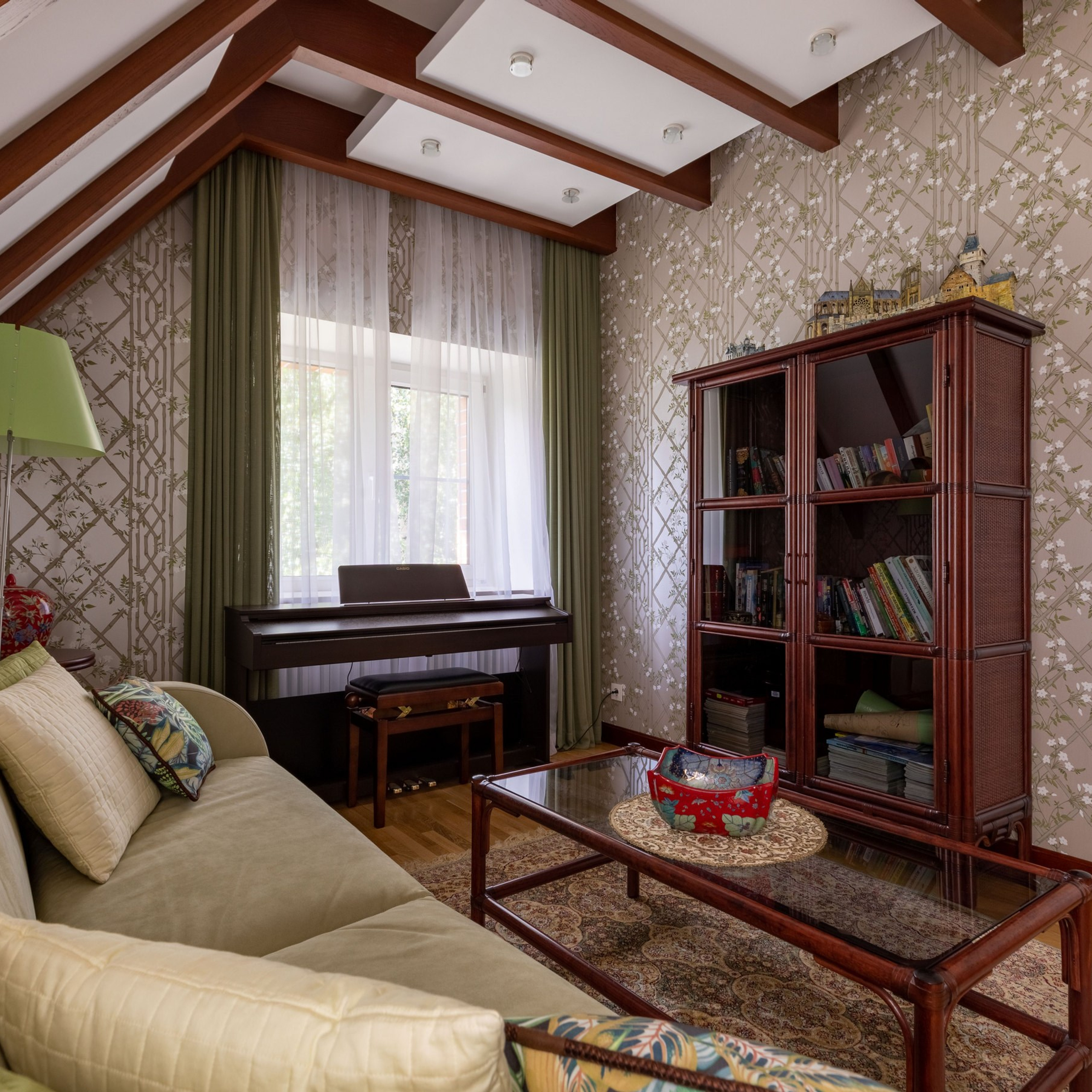 Дом для продажи в Агалатово. Интерьерный фотограф в Санкт-Петербурге, Ленинградской области и в Москве Николай Щербаков