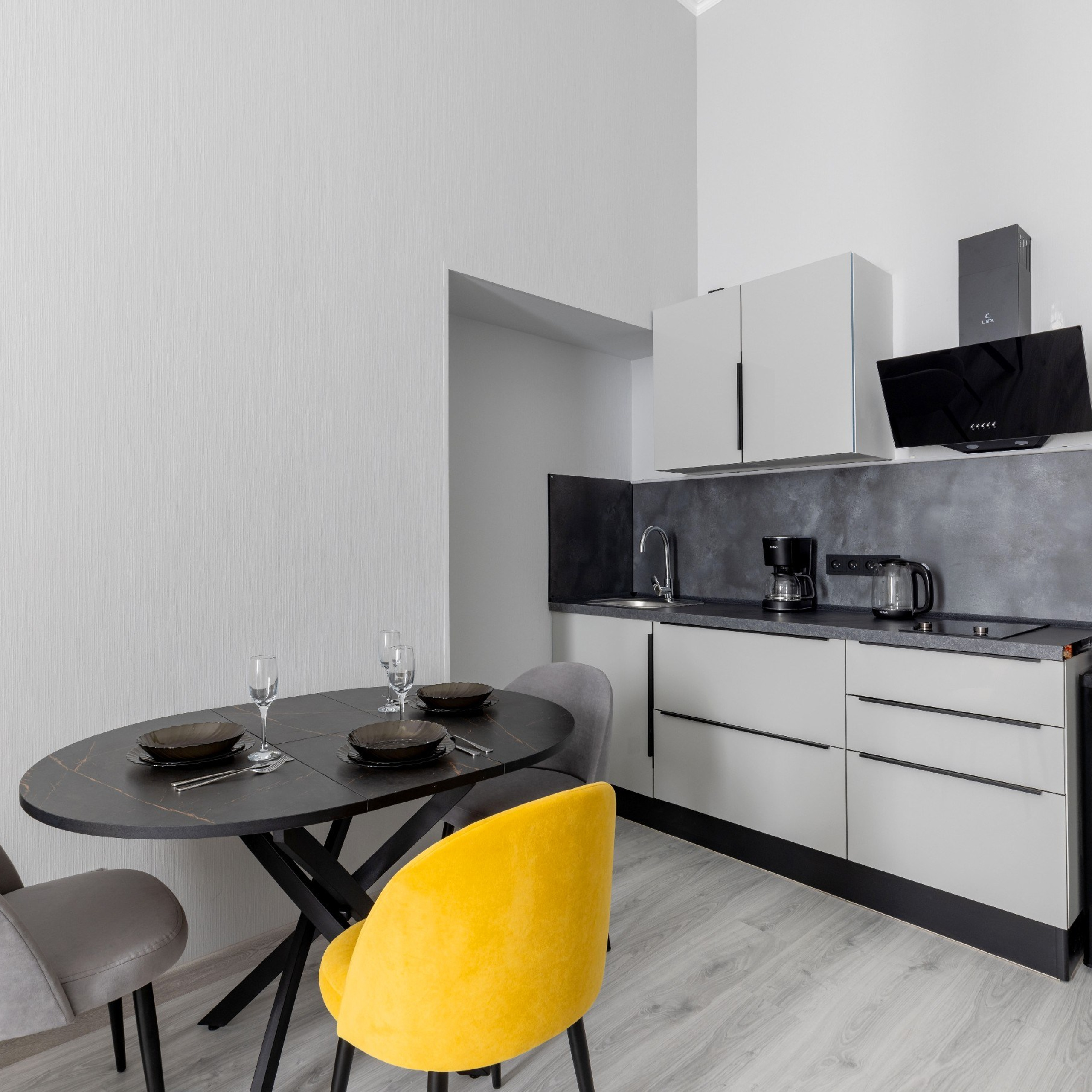 Студия на Большой Морской. Интерьерный фотограф в Санкт-Петербурге, Ленинградской области и в Москве Николай Щербаков