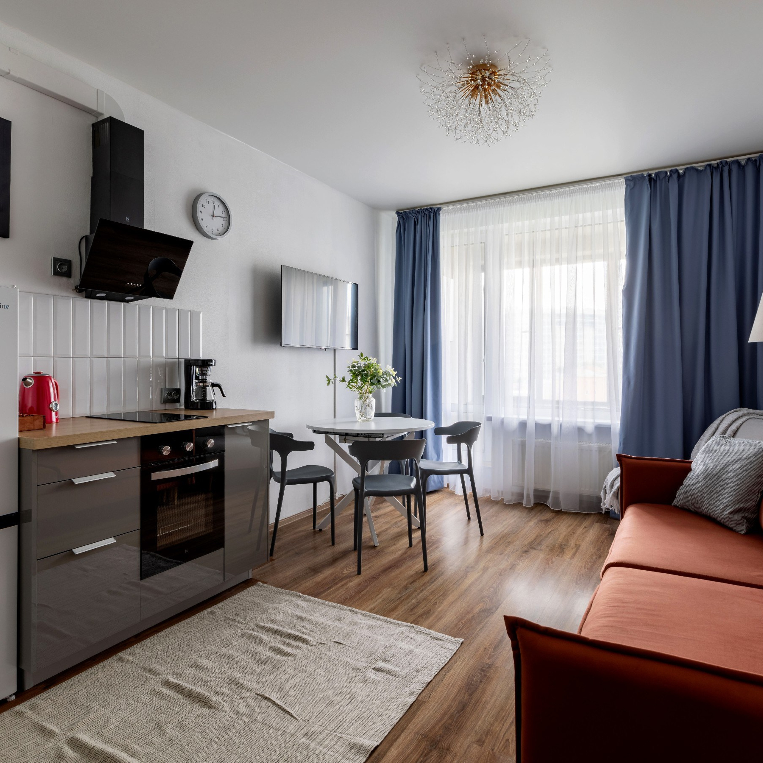 Студия у метро Пролетарская. Интерьерный фотограф в Санкт-Петербурге, Ленинградской области и в Москве Николай Щербаков