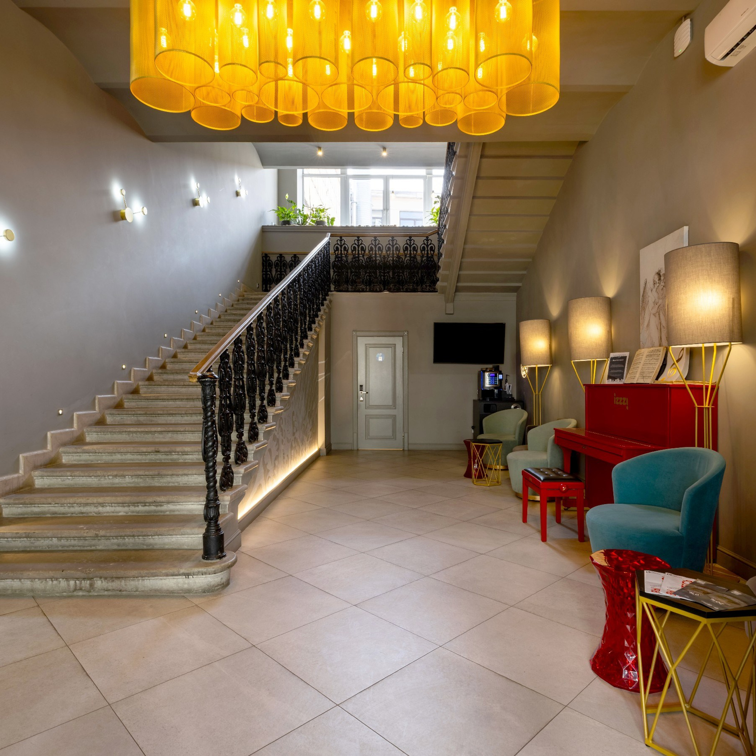 Отель Izzzi на Банковском переулке. Интерьерный фотограф в Санкт-Петербурге, Ленинградской области и в Москве Николай Щербаков