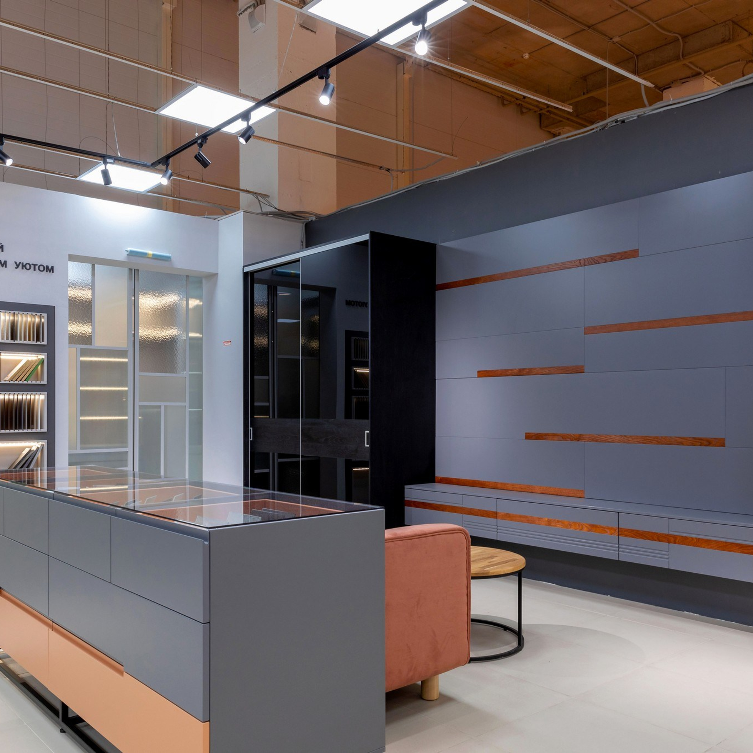 Фотосъёмка шоурума для компании Richhof. Интерьерный фотограф в Санкт-Петербурге, Ленинградской области и в Москве Николай Щербаков