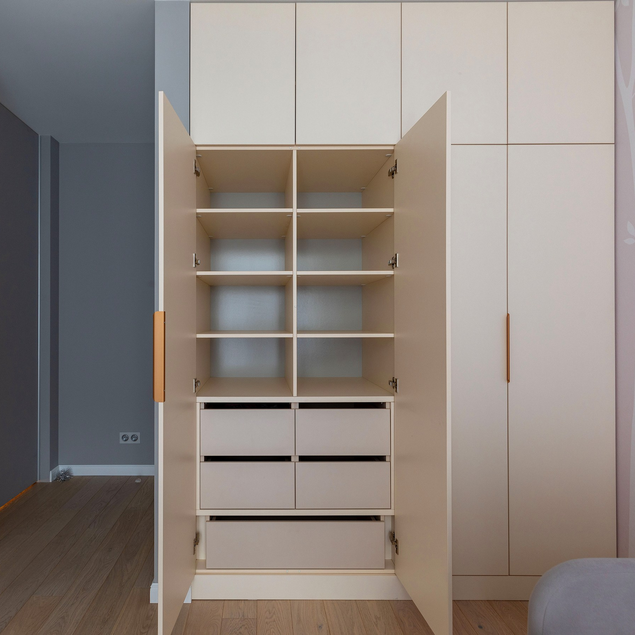 Фотосъёмка мебели на Лесном проспекте. Интерьерный фотограф в Санкт-Петербурге, Ленинградской области и в Москве Николай Щербаков