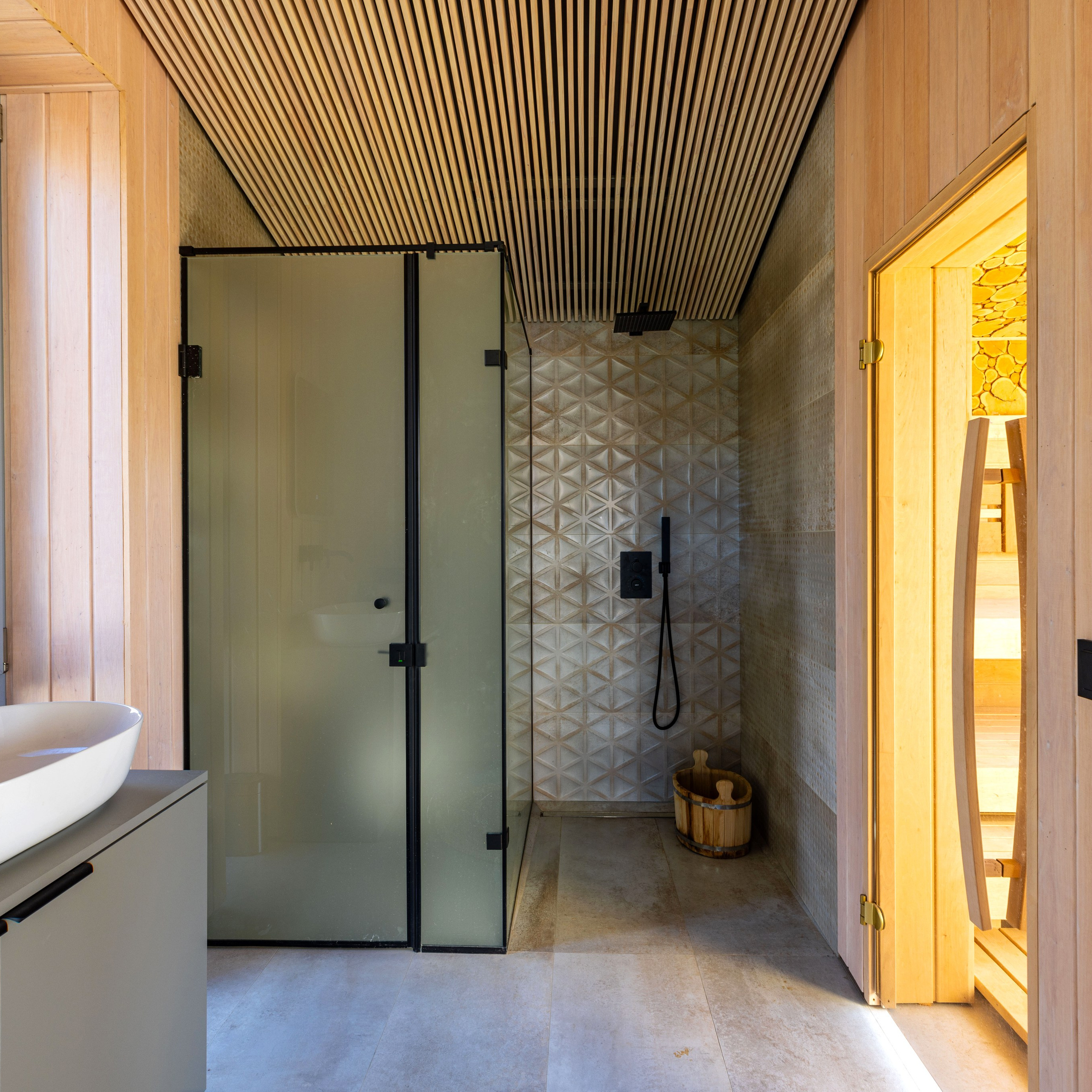 Фотосъёмка бани для строительной фирмы. Интерьерный фотограф в Санкт-Петербурге, Ленинградской области и в Москве Николай Щербаков