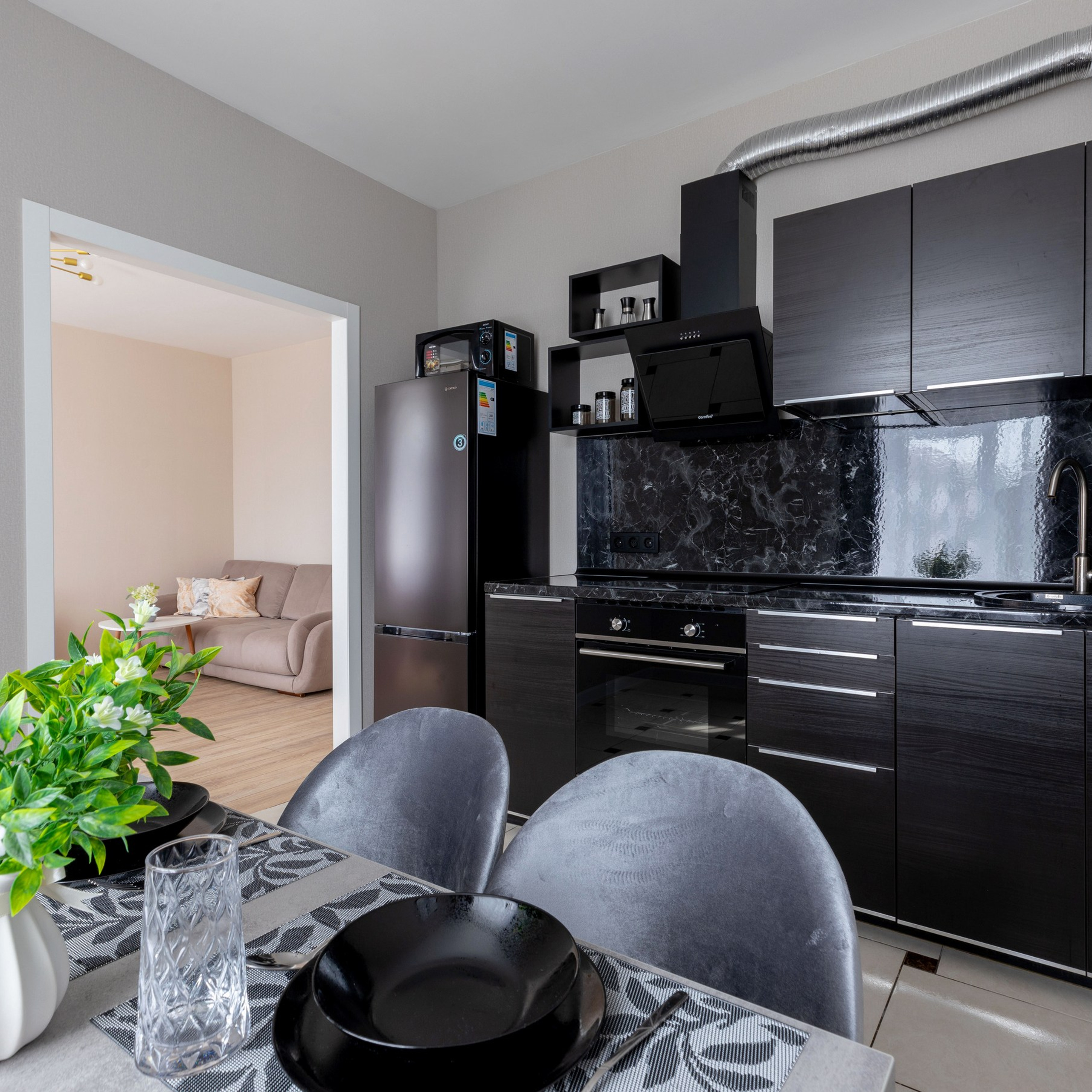 Съёмка 1 ком. кв. у метро Международная. Интерьерный фотограф в Санкт-Петербурге, Ленинградской области и в Москве Николай Щербаков