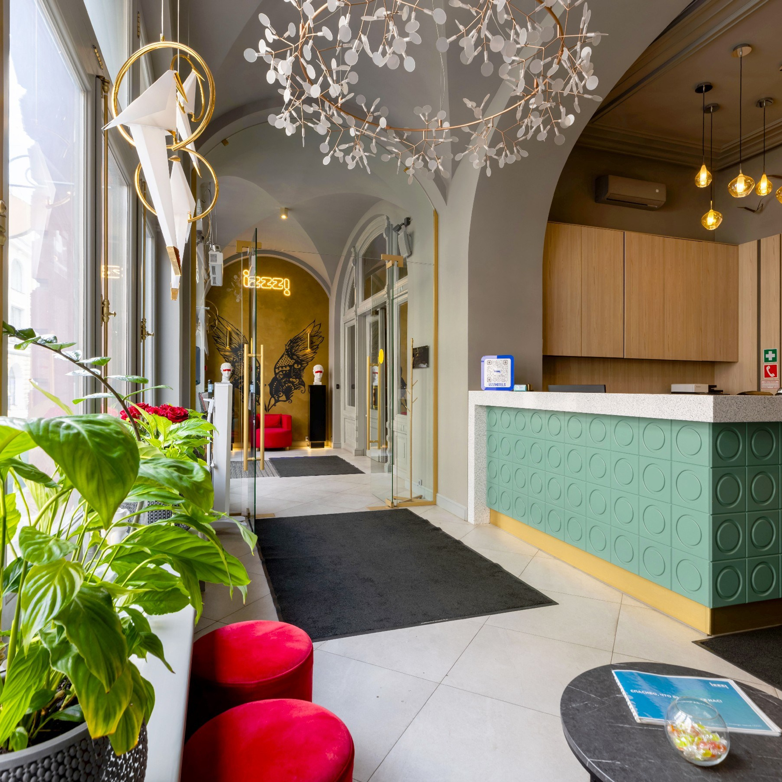 Отель Izzzi на Банковском переулке. Интерьерный фотограф в Санкт-Петербурге, Ленинградской области и в Москве Николай Щербаков