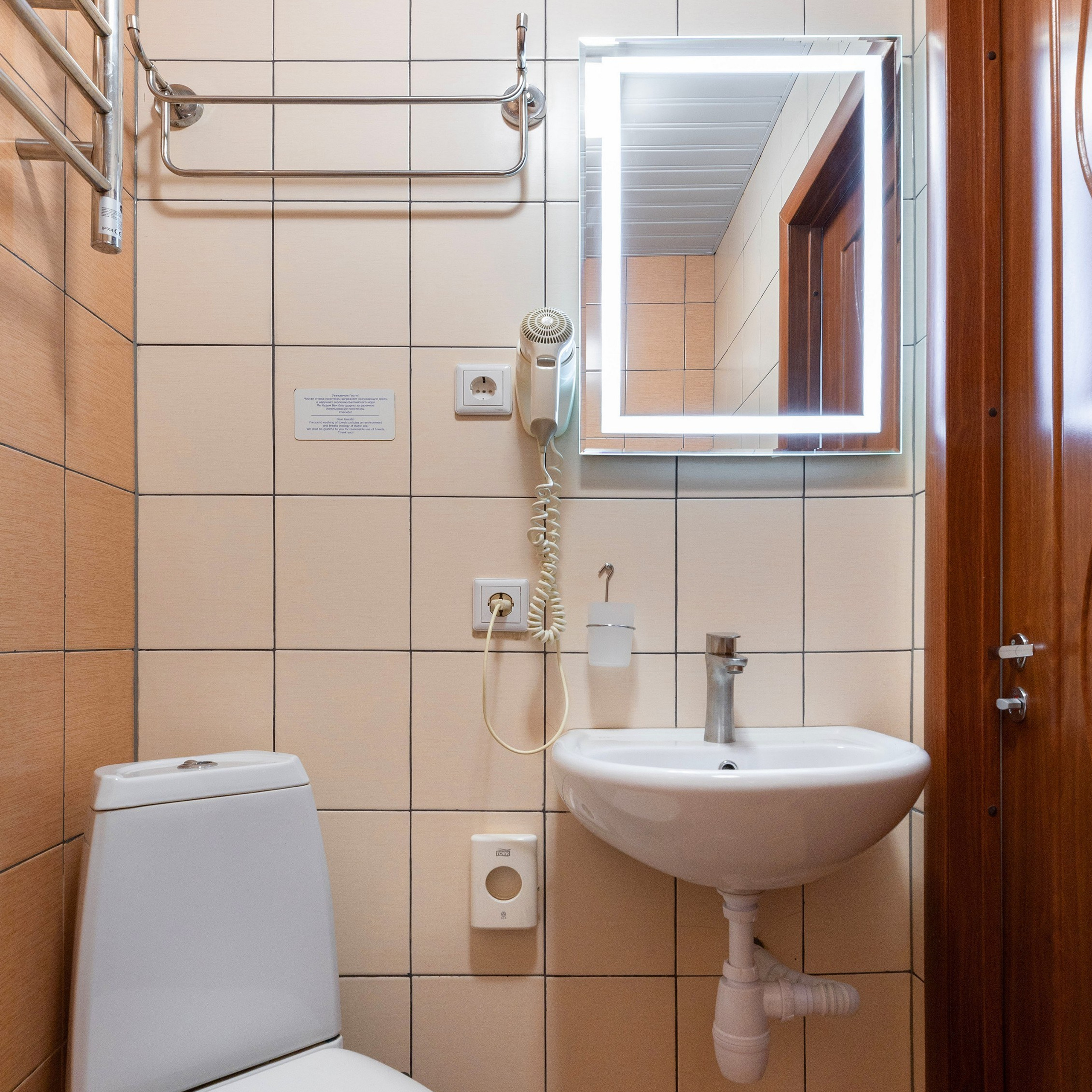 Съёмка студии на Невском проспекте. Интерьерный фотограф в Санкт-Петербурге, Ленинградской области и в Москве Николай Щербаков