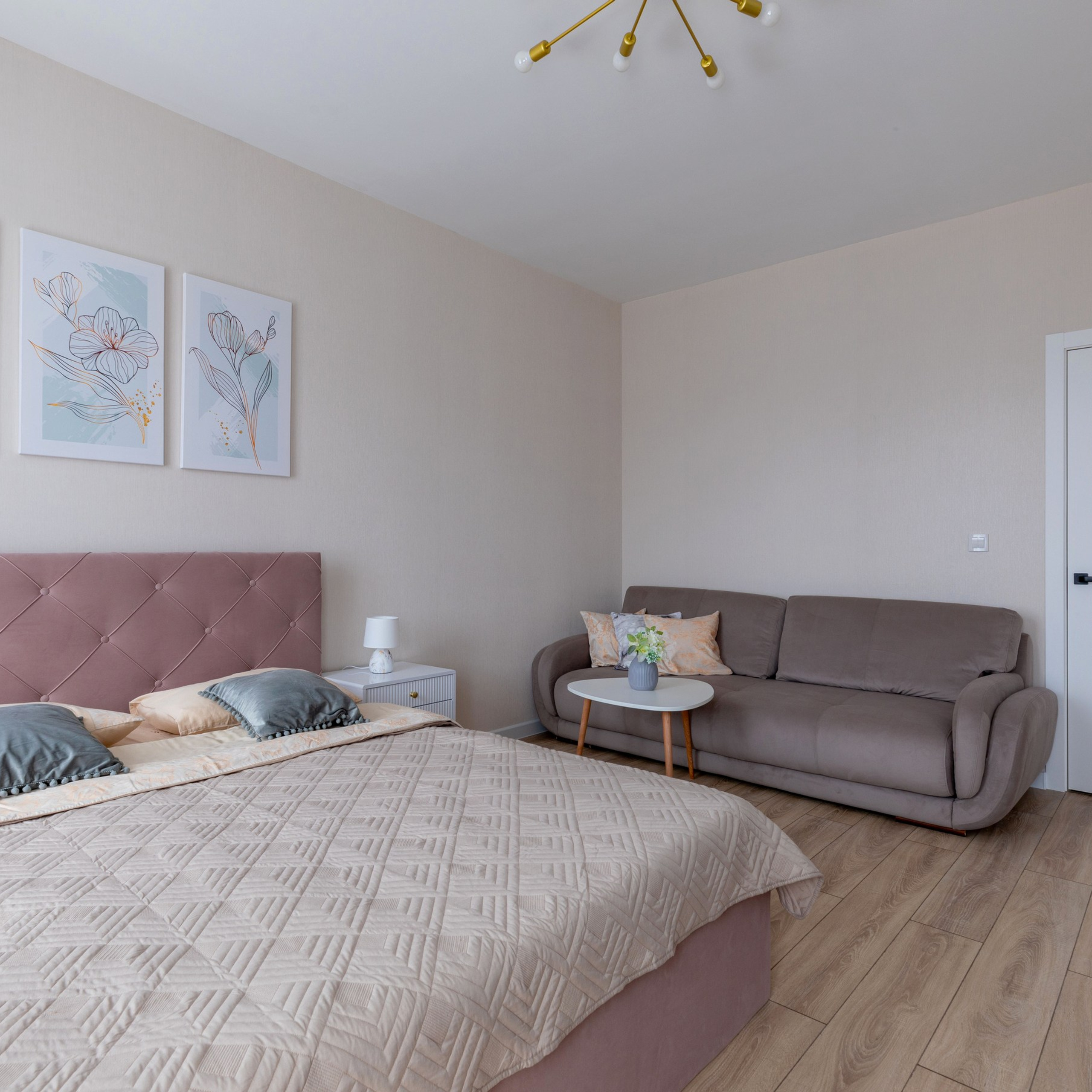 Съёмка 1 ком. кв. у метро Международная. Интерьерный фотограф в Санкт-Петербурге, Ленинградской области и в Москве Николай Щербаков