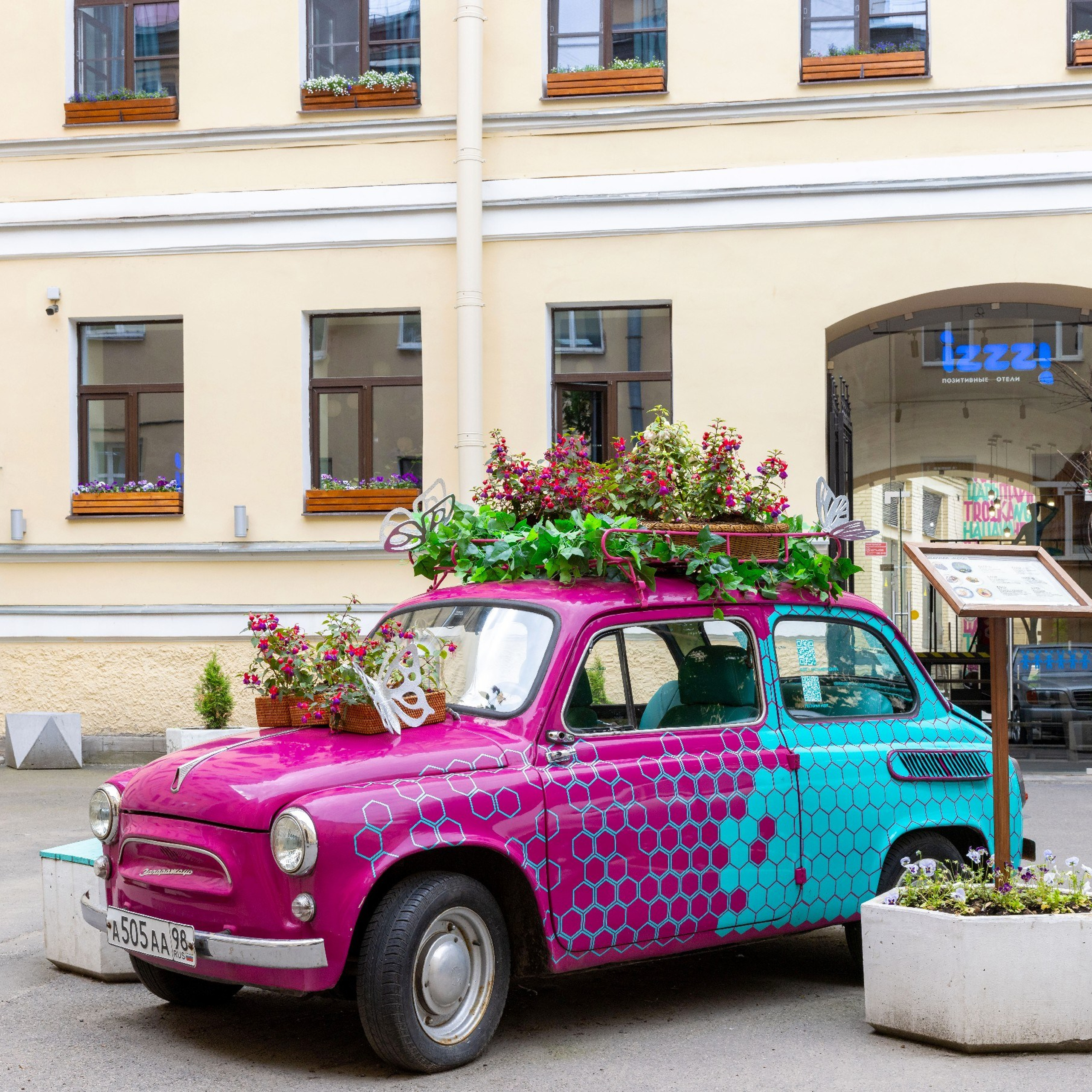 Отель Izzzi у Гостиного двора. Интерьерный фотограф в Санкт-Петербурге, Ленинградской области и в Москве Николай Щербаков