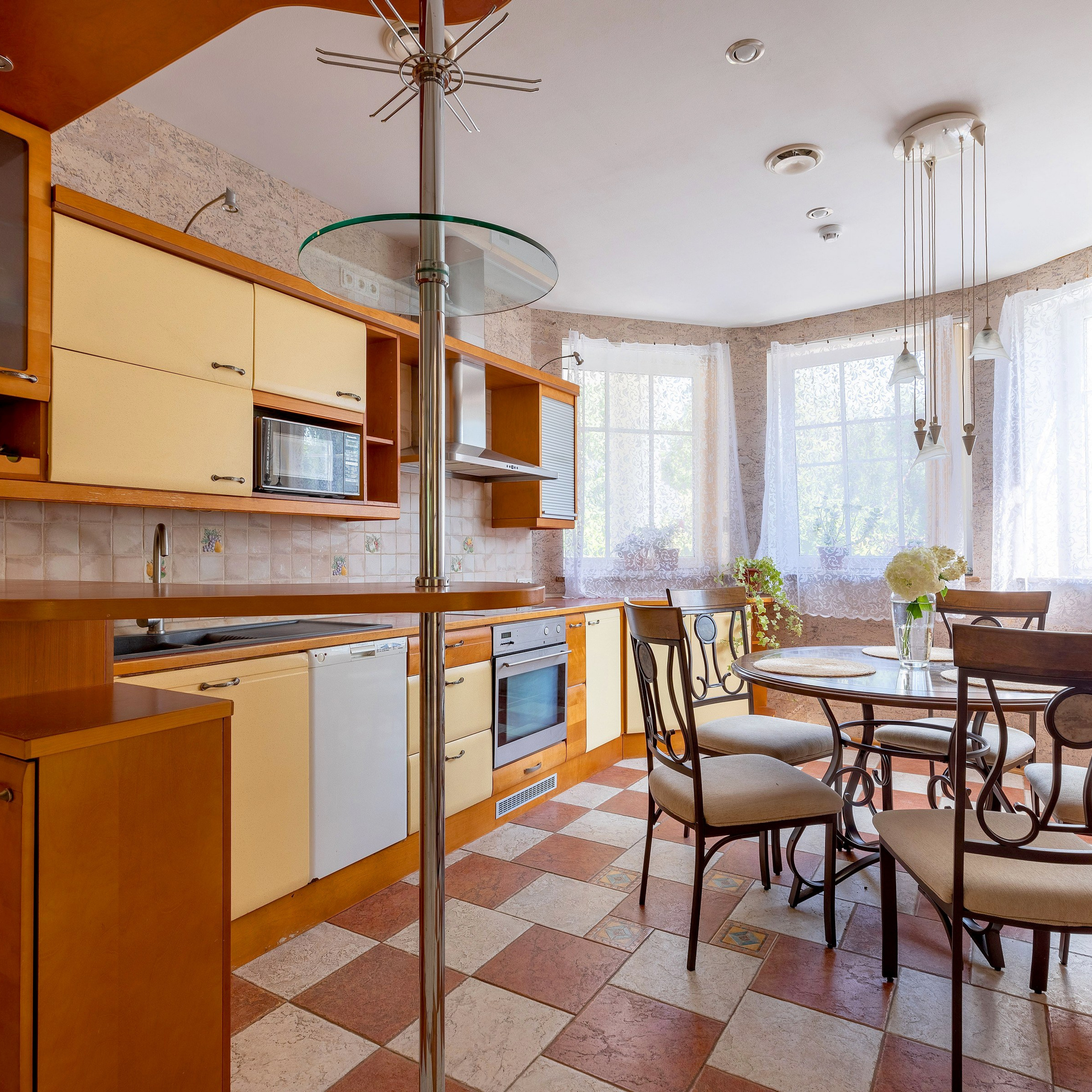 Фотосъёмка дома для продажи в Зеленогорске. Интерьерный фотограф в Санкт-Петербурге, Ленинградской области и в Москве Николай Щербаков