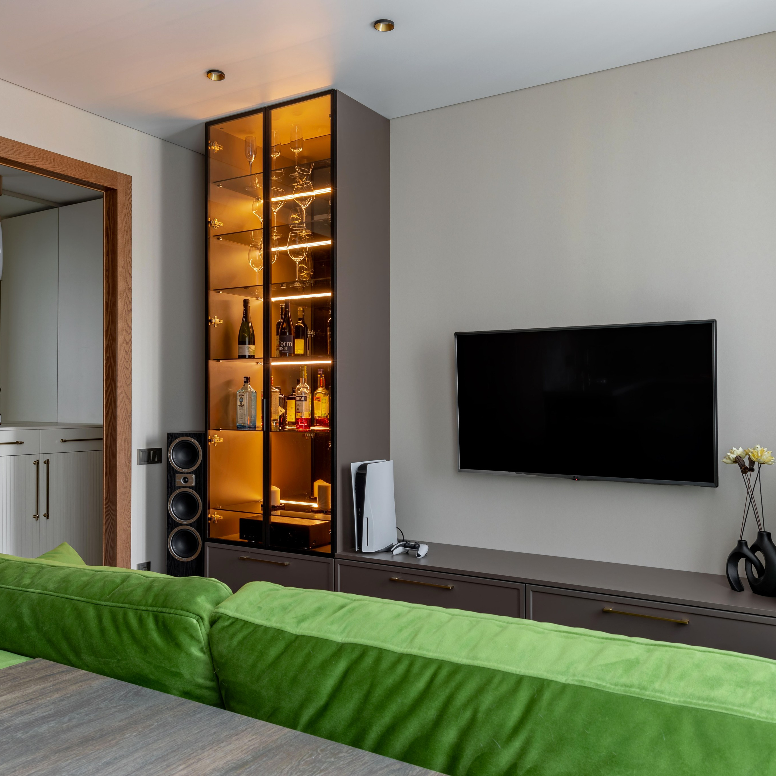 Съёмка 2-ух. ком. кв на В.О. Интерьерный фотограф в Санкт-Петербурге, Ленинградской области и в Москве Николай Щербаков