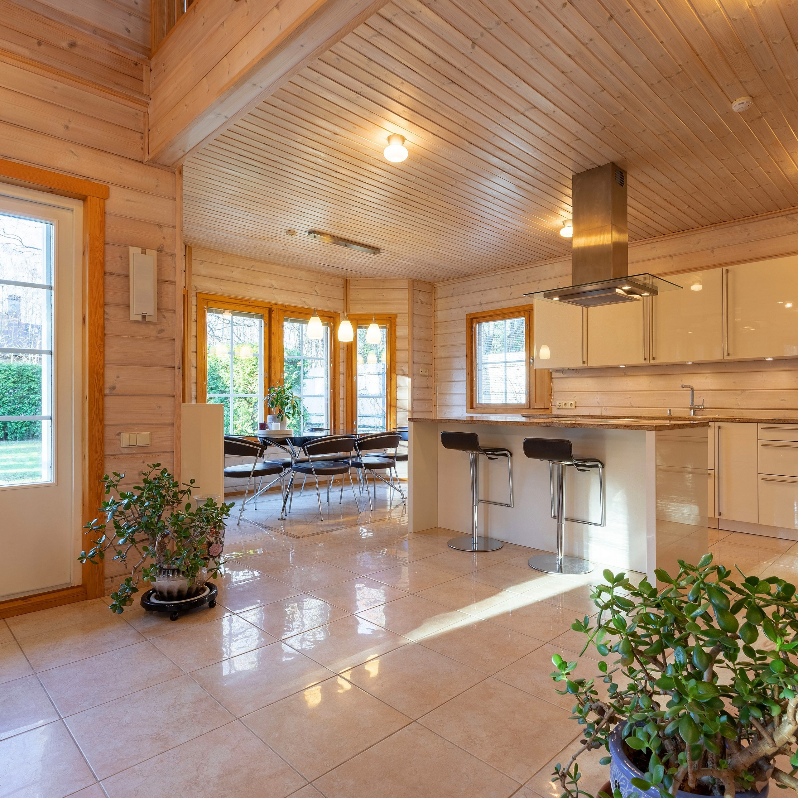 Фотосъёмка дома для продажи в Курортном районе. Интерьерный фотограф в Санкт-Петербурге, Ленинградской области и в Москве Николай Щербаков