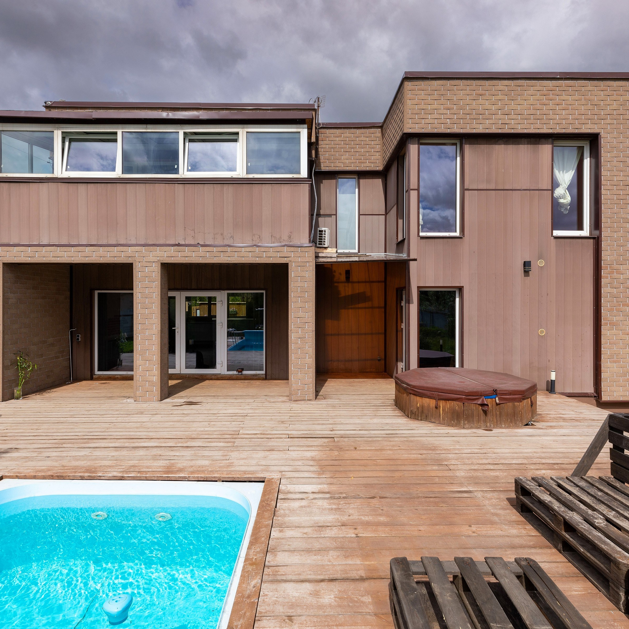 Фотосъёмка дома для продажи во Всеволожске. Интерьерный фотограф в Санкт-Петербурге, Ленинградской области и в Москве Николай Щербаков