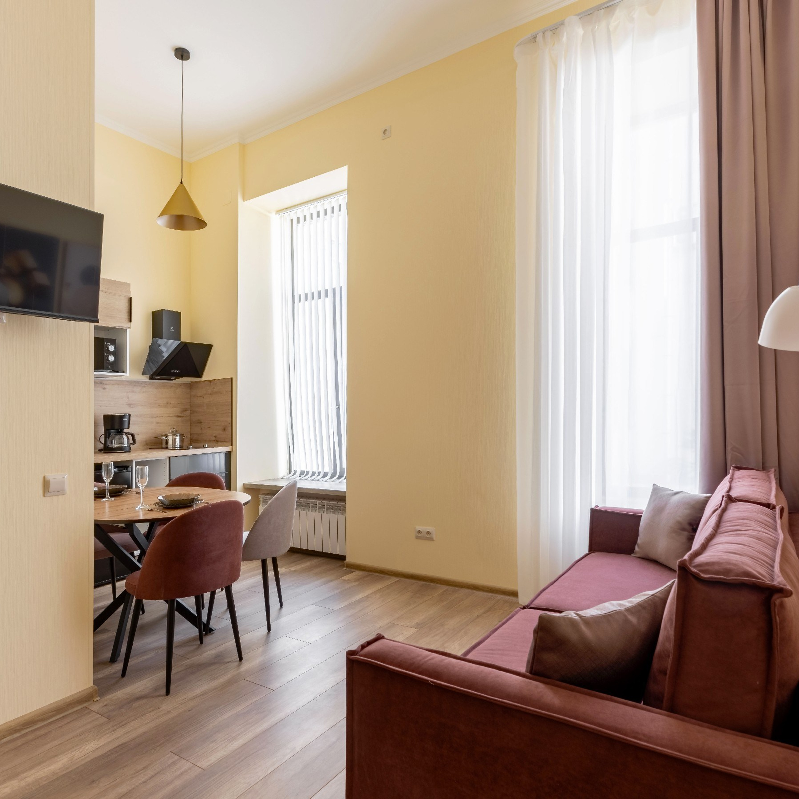 Студия на Большой Морской. Интерьерный фотограф в Санкт-Петербурге, Ленинградской области и в Москве Николай Щербаков