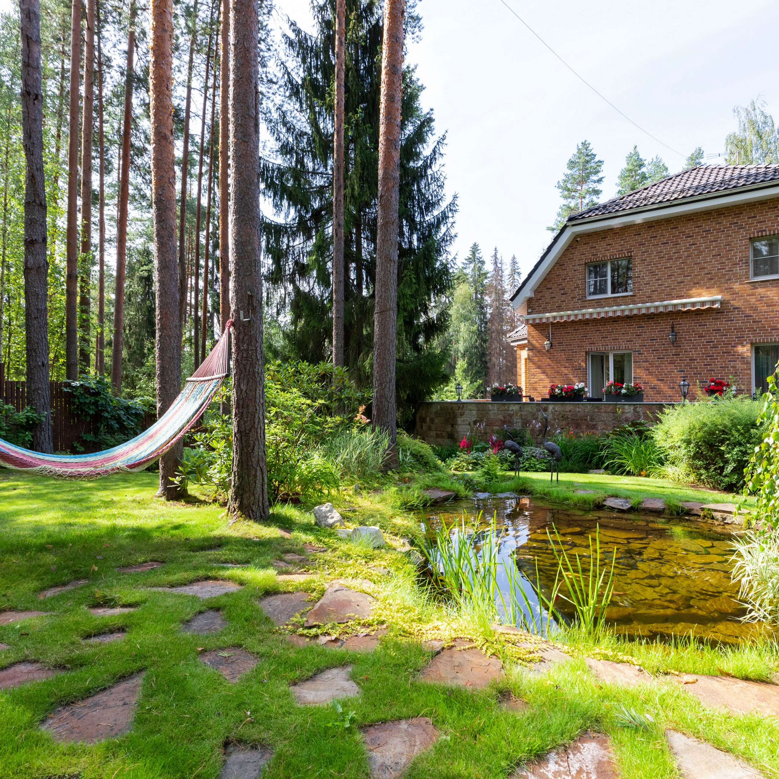 Дом для продажи в Агалатово. Интерьерный фотограф в Санкт-Петербурге, Ленинградской области и в Москве Николай Щербаков