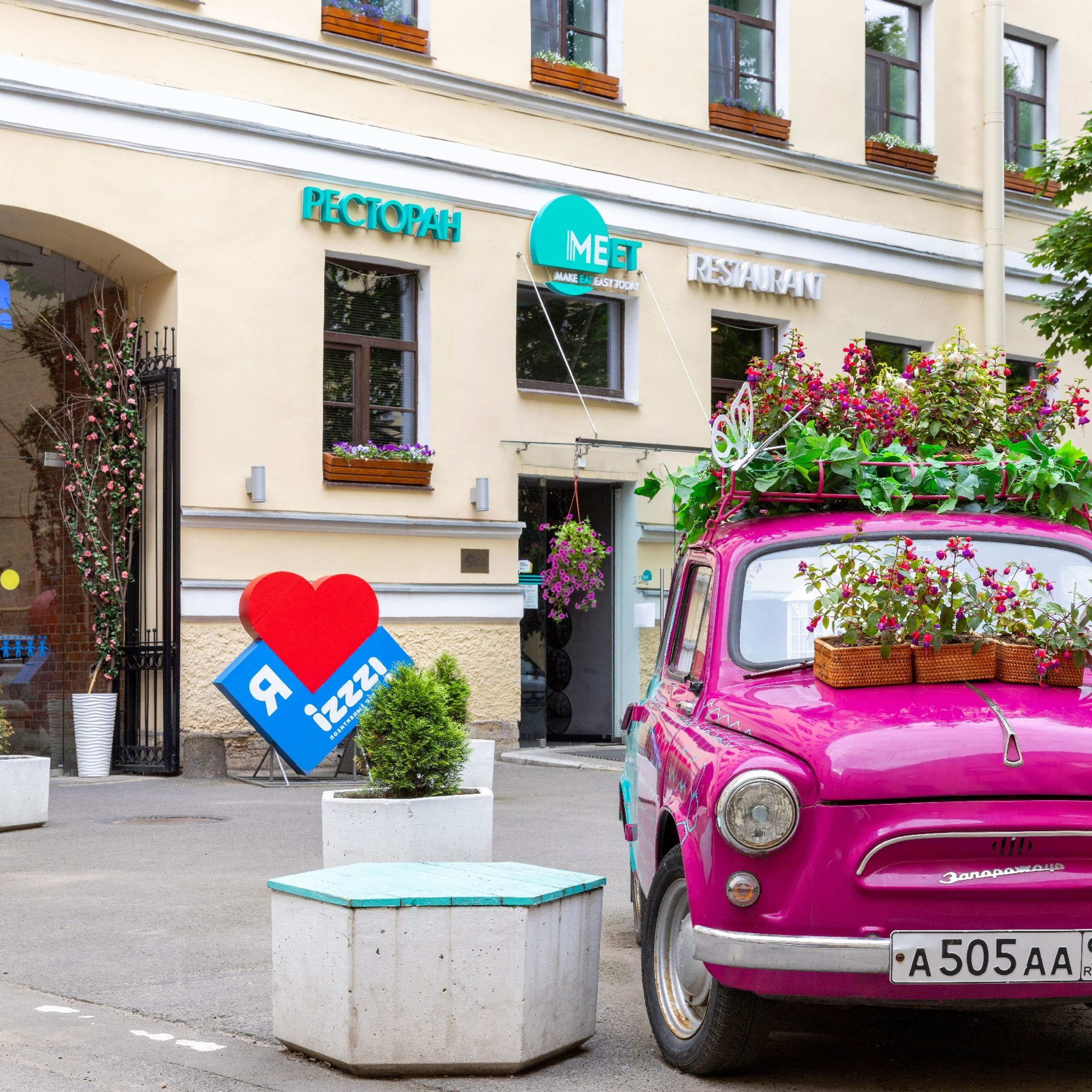 Отель Izzzi у Гостиного двора. Интерьерный фотограф в Санкт-Петербурге, Ленинградской области и в Москве Николай Щербаков