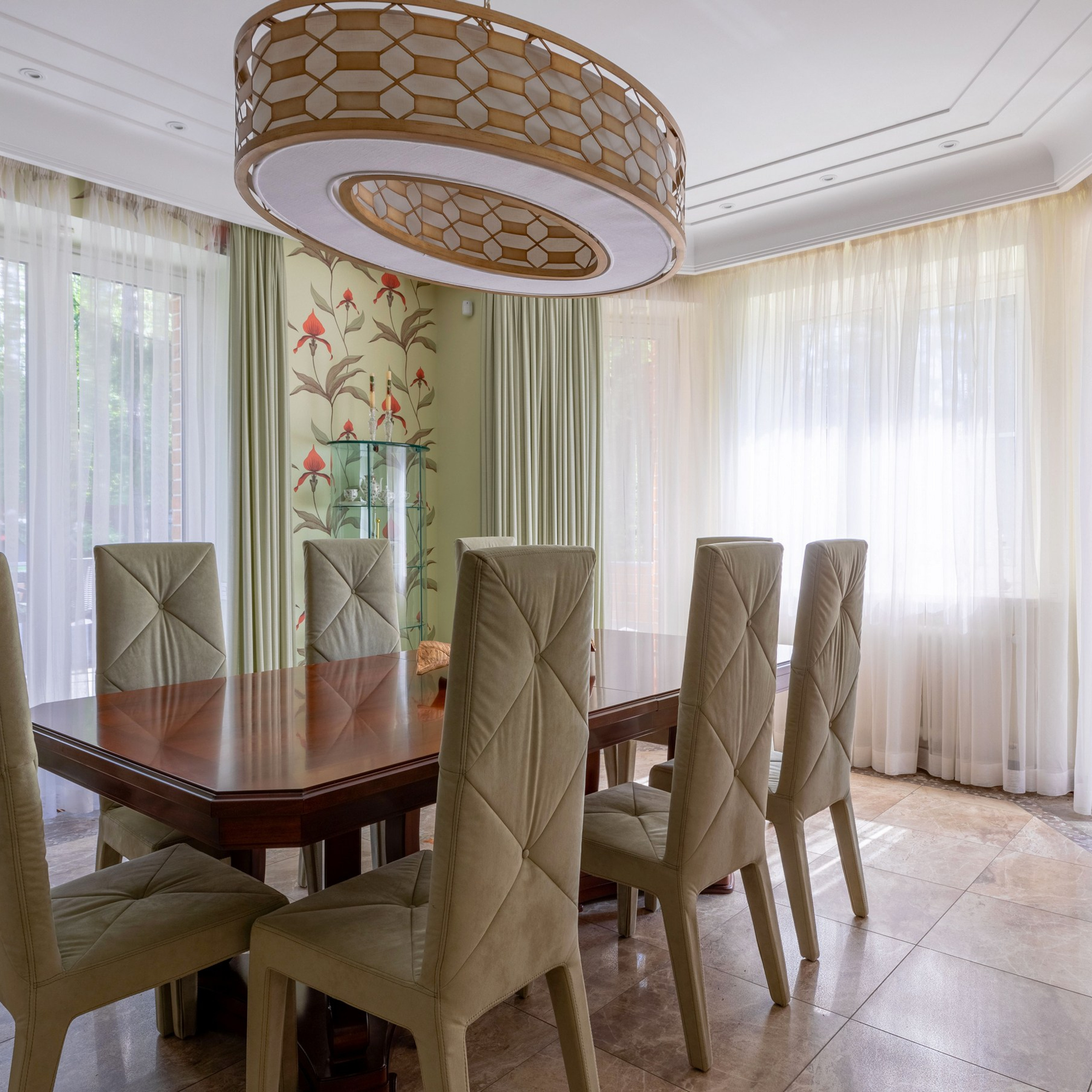 Дом для продажи в Агалатово. Интерьерный фотограф в Санкт-Петербурге, Ленинградской области и в Москве Николай Щербаков