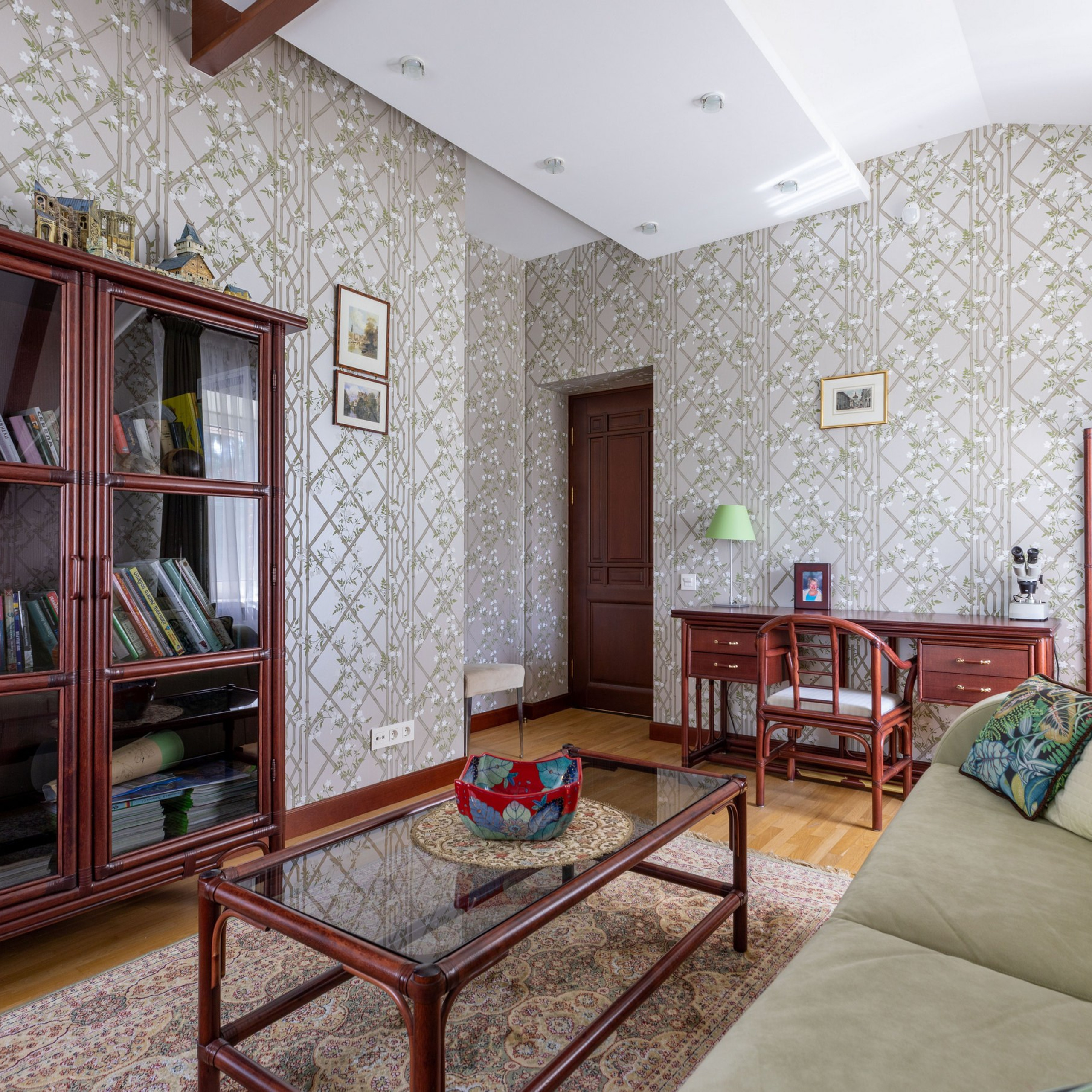 Дом для продажи в Агалатово. Интерьерный фотограф в Санкт-Петербурге, Ленинградской области и в Москве Николай Щербаков