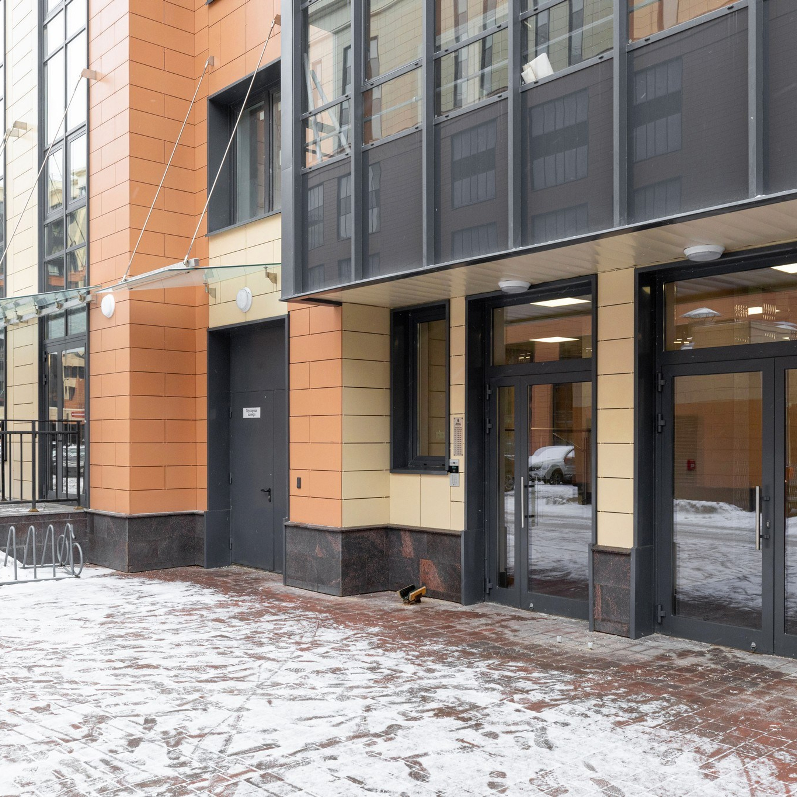 Съёмка 2-ух. ком. кв. без ремонта на Александра Матросова. Интерьерный фотограф в Санкт-Петербурге, Ленинградской области и в Москве Николай Щербаков