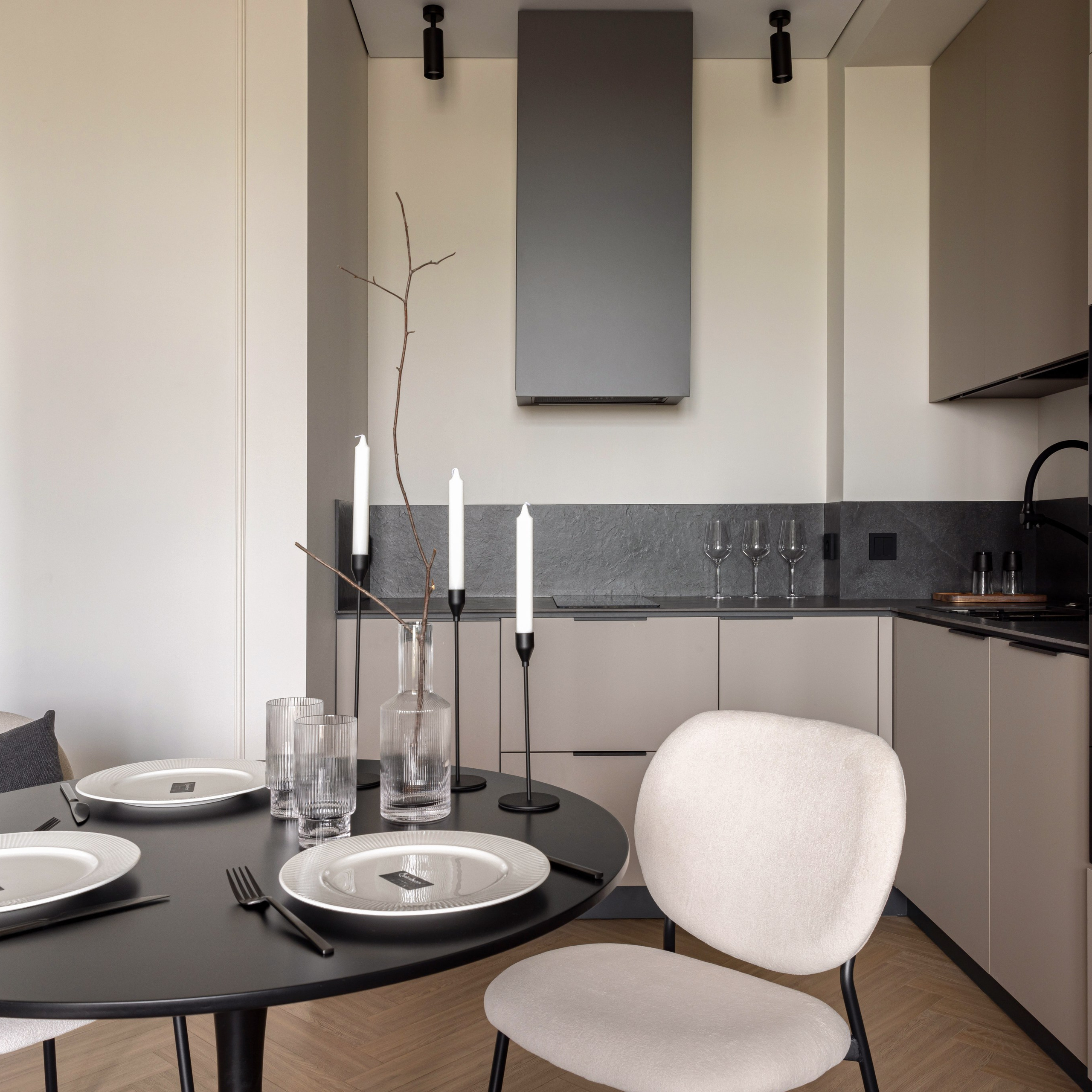 Фотосъёмка реализованного дизайн-проекта для продажи. Интерьерный фотограф в Санкт-Петербурге, Ленинградской области и в Москве Николай Щербаков