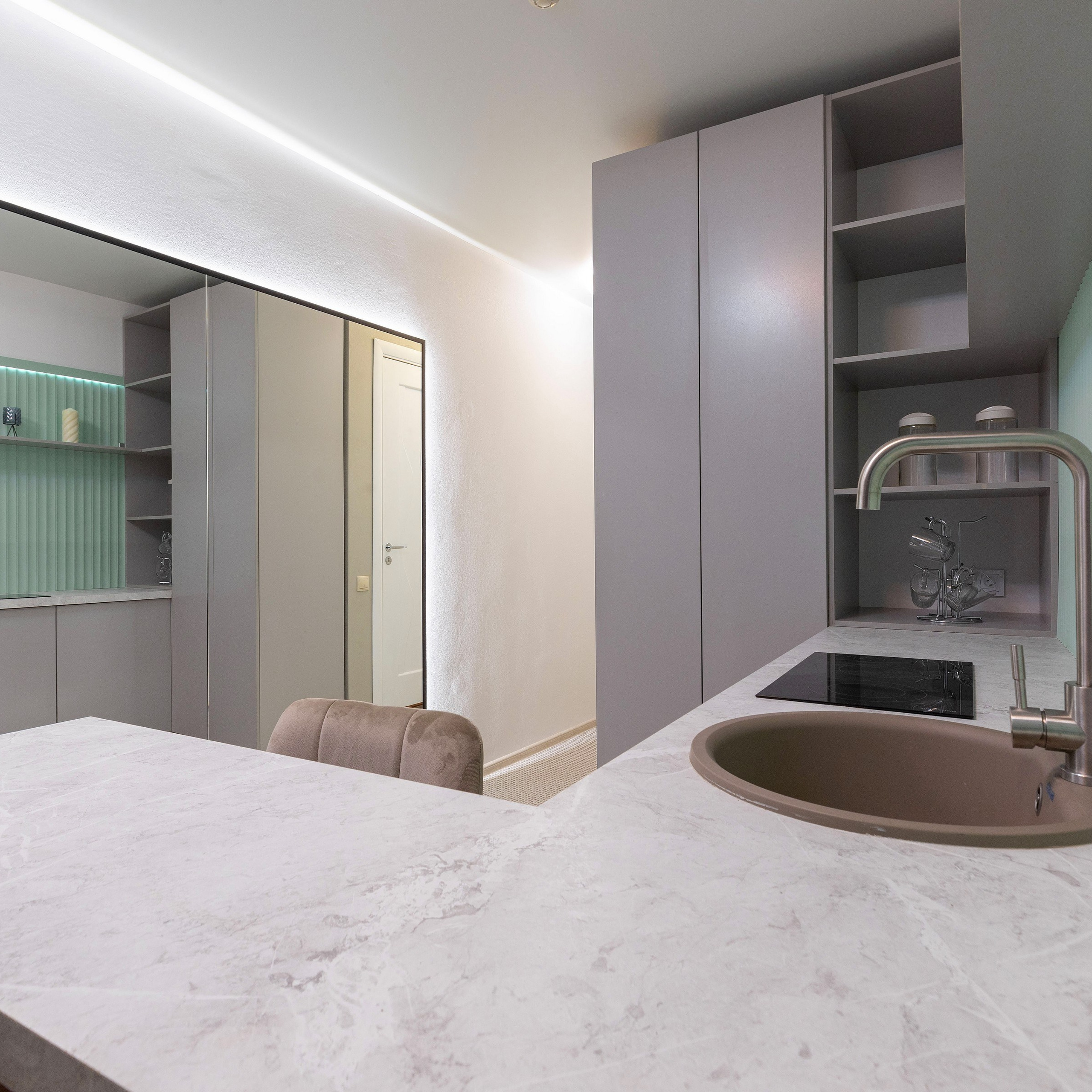 Съёмка студии на Невском проспекте. Интерьерный фотограф в Санкт-Петербурге, Ленинградской области и в Москве Николай Щербаков