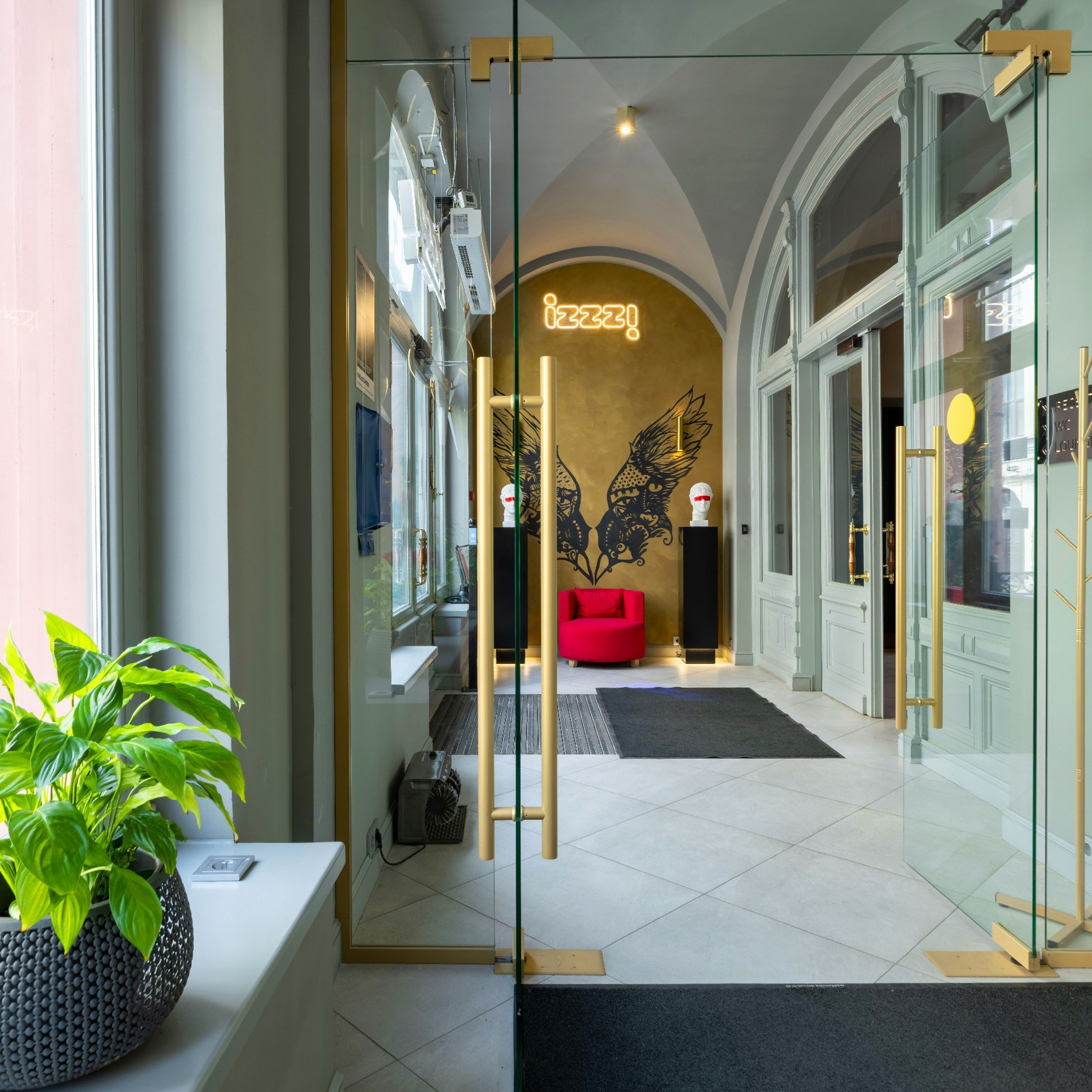 Отель Izzzi на Банковском переулке. Интерьерный фотограф в Санкт-Петербурге, Ленинградской области и в Москве Николай Щербаков