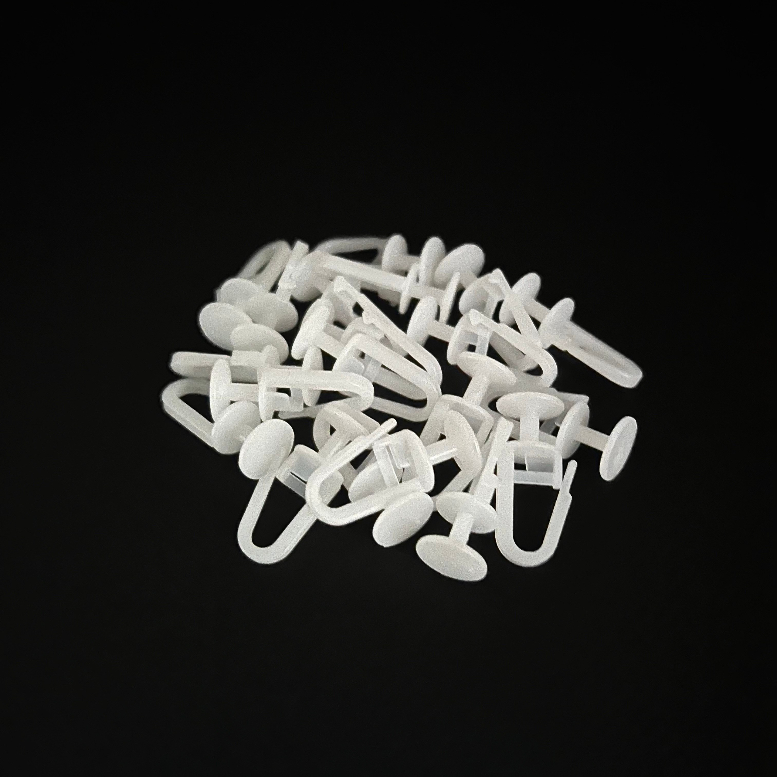 Крючки для штор.