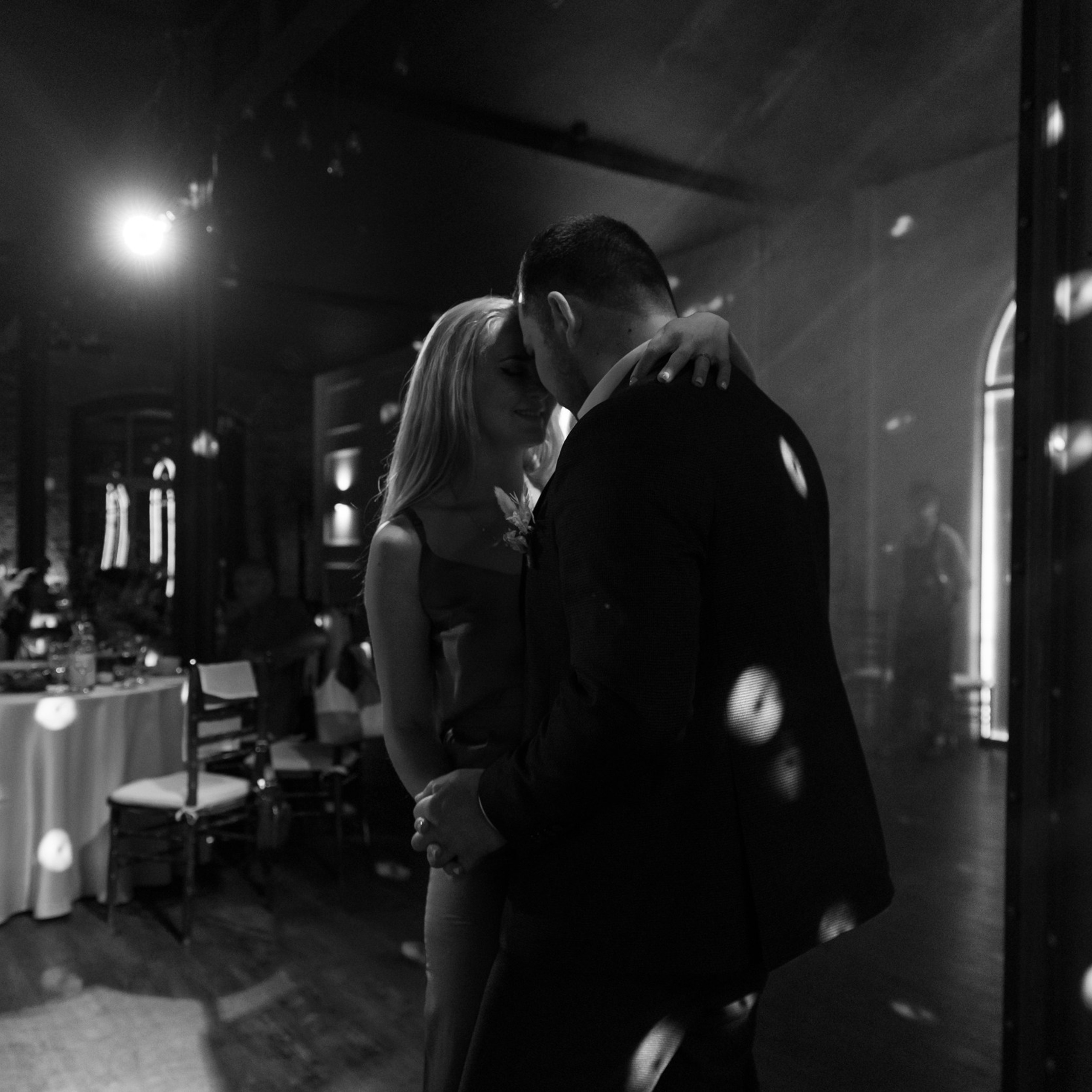 Отзывы невест о свадебной съемке. Свадебный и портретный фотограф в Санкт-Петербурге Надежда Чечулина