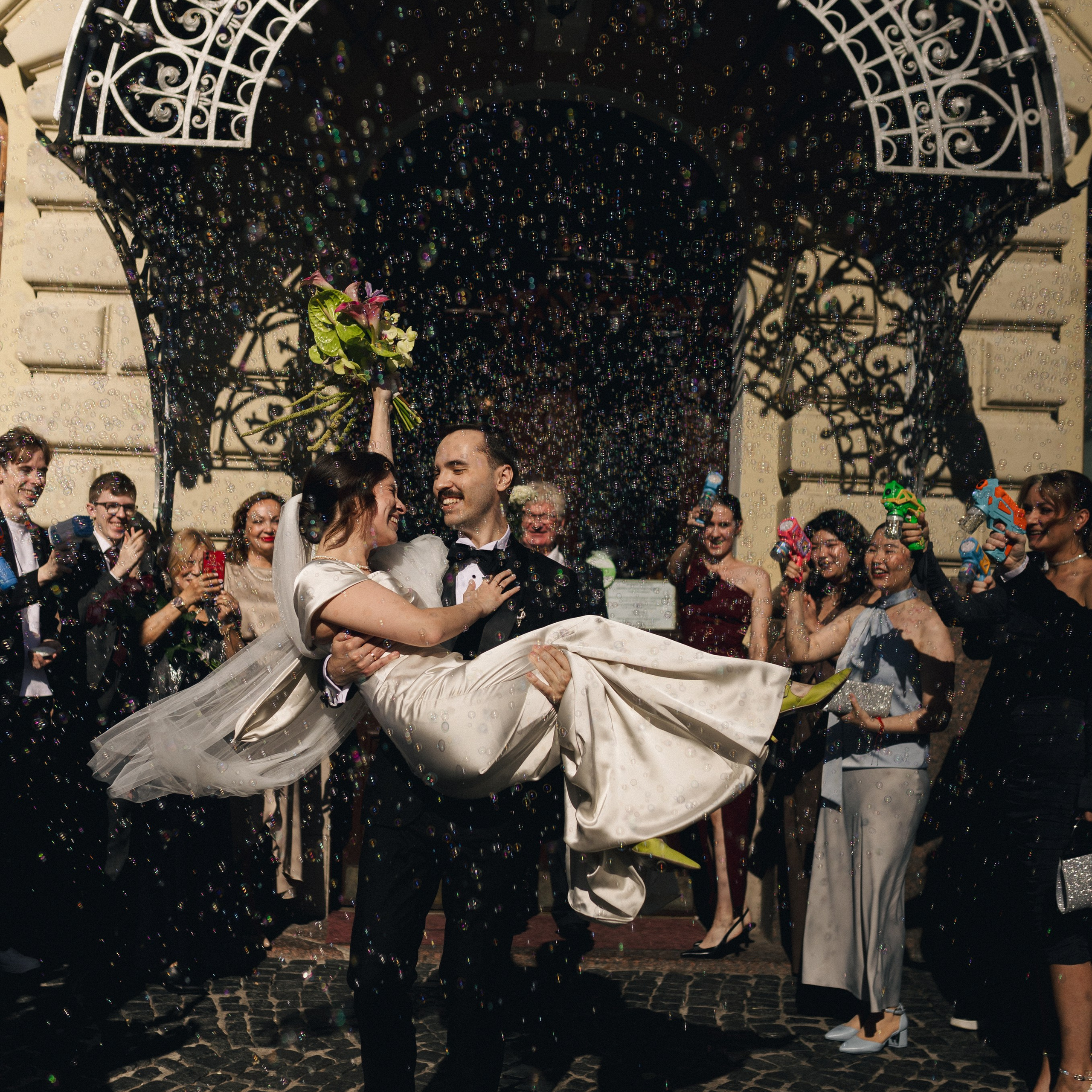 Моменты счастья (встреча в апартаментах, прогулка, Второй дворец и банкет)