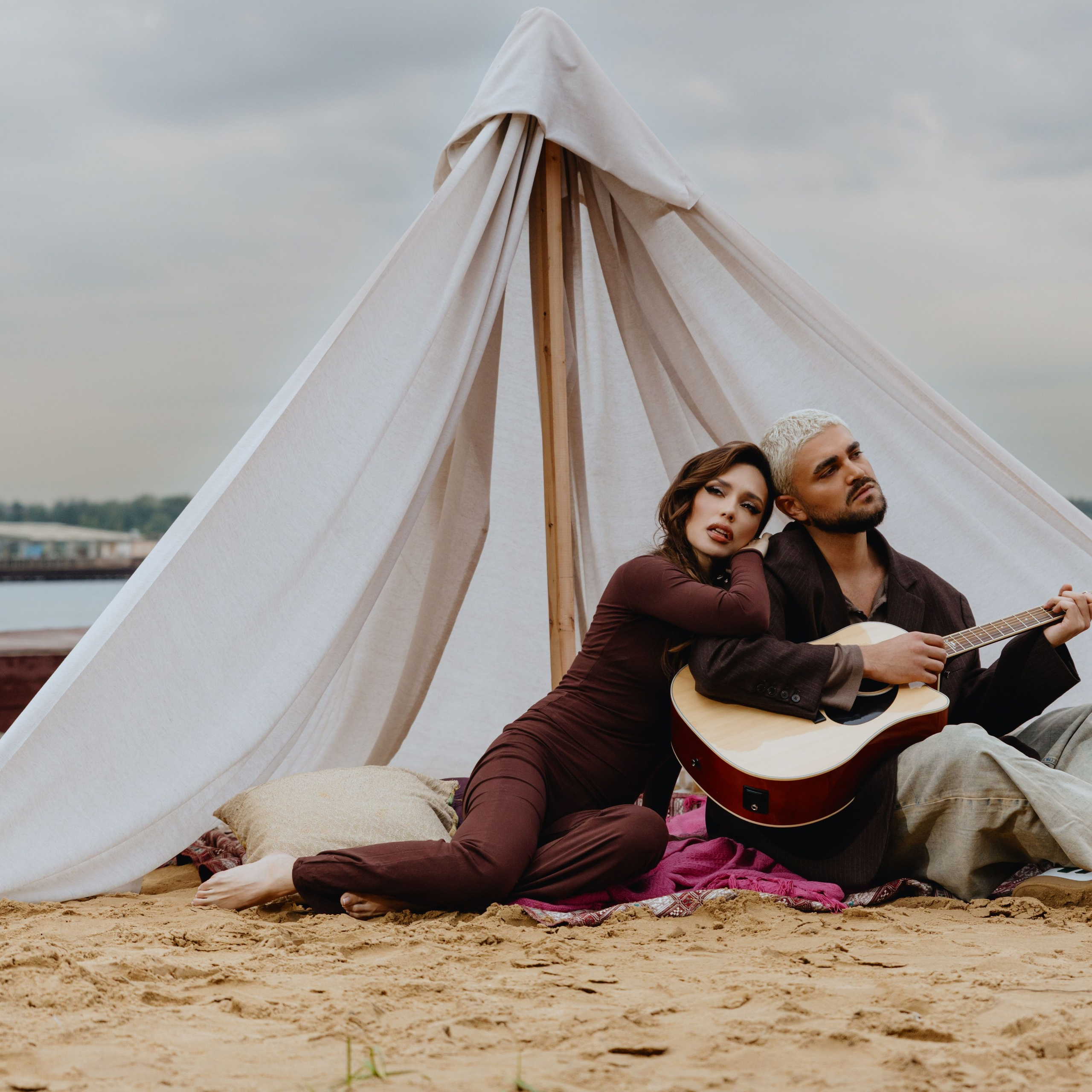 Музыкальный фильм «VOICE»