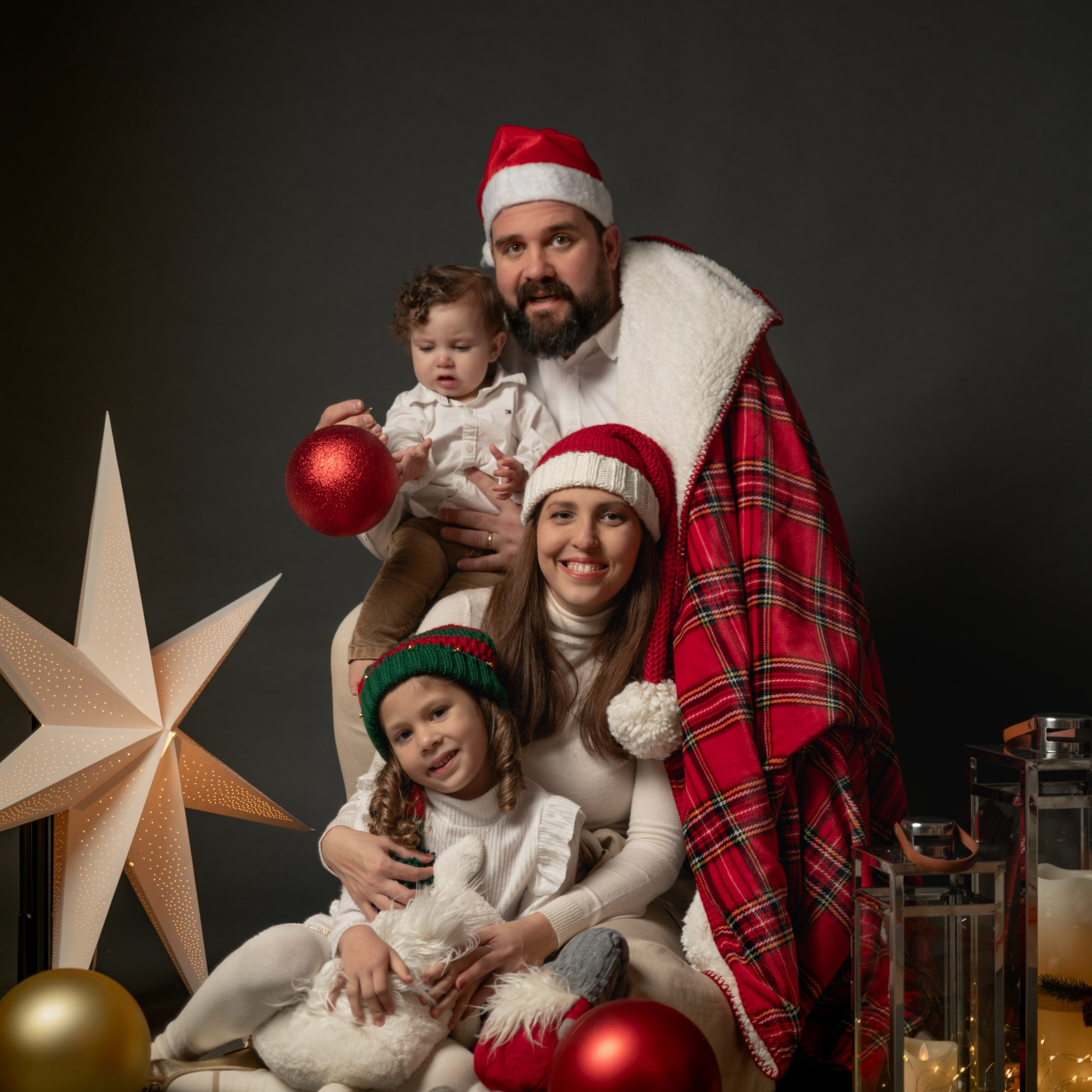 FEEDBACK. Anastasiia Antoniuk portrait, family and couple photographer, Portugal