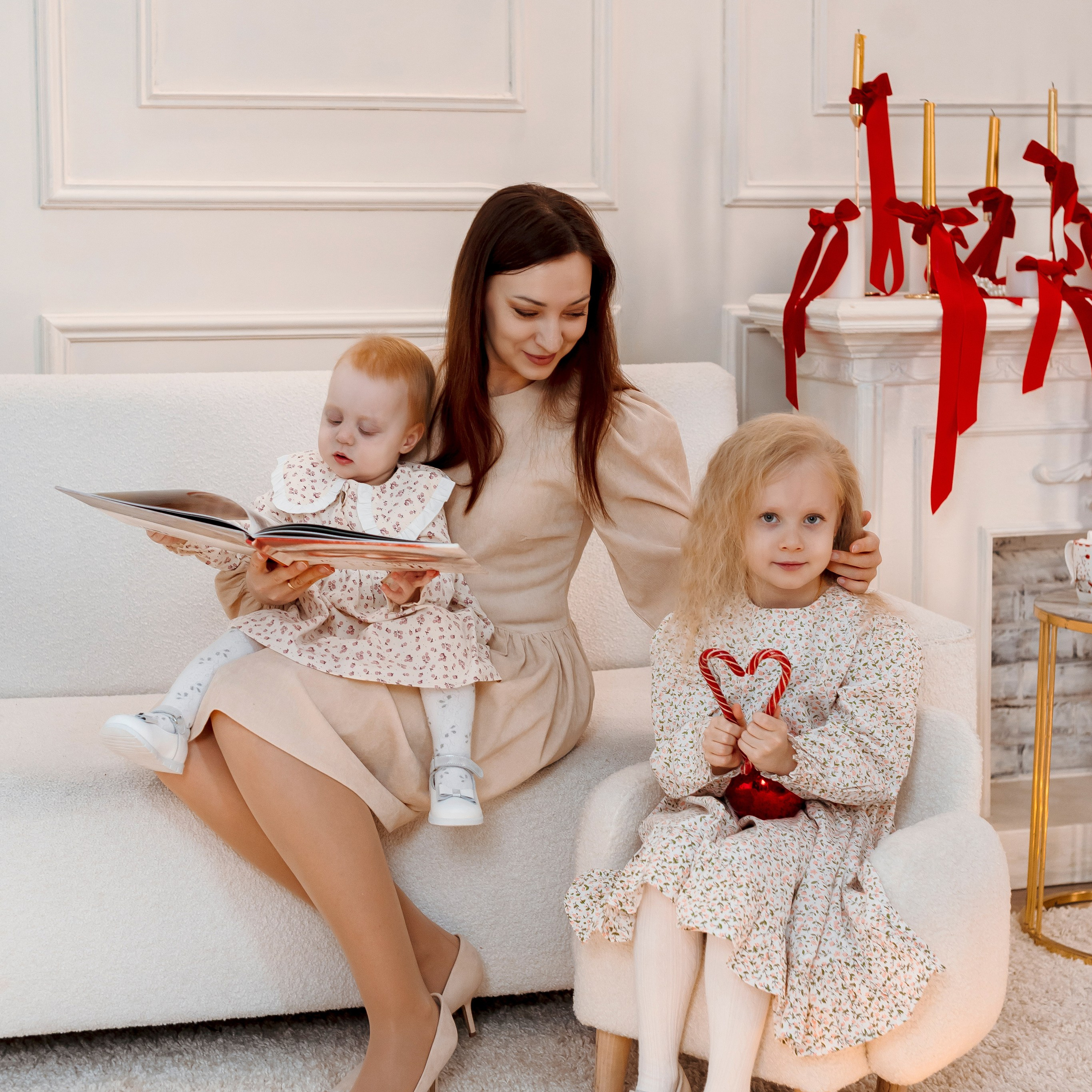 Люба с дочами